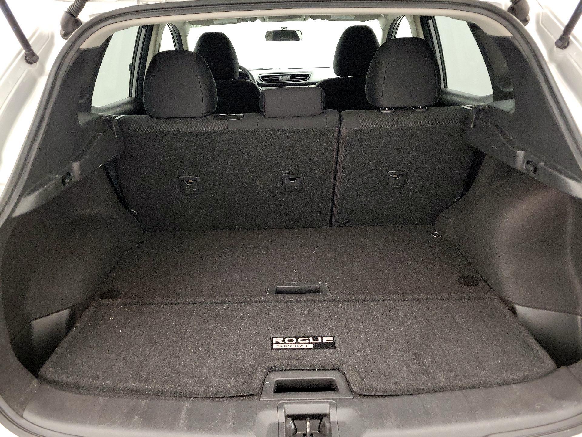 Thumbnail: 2019 Nissan Rogue Sport - 20