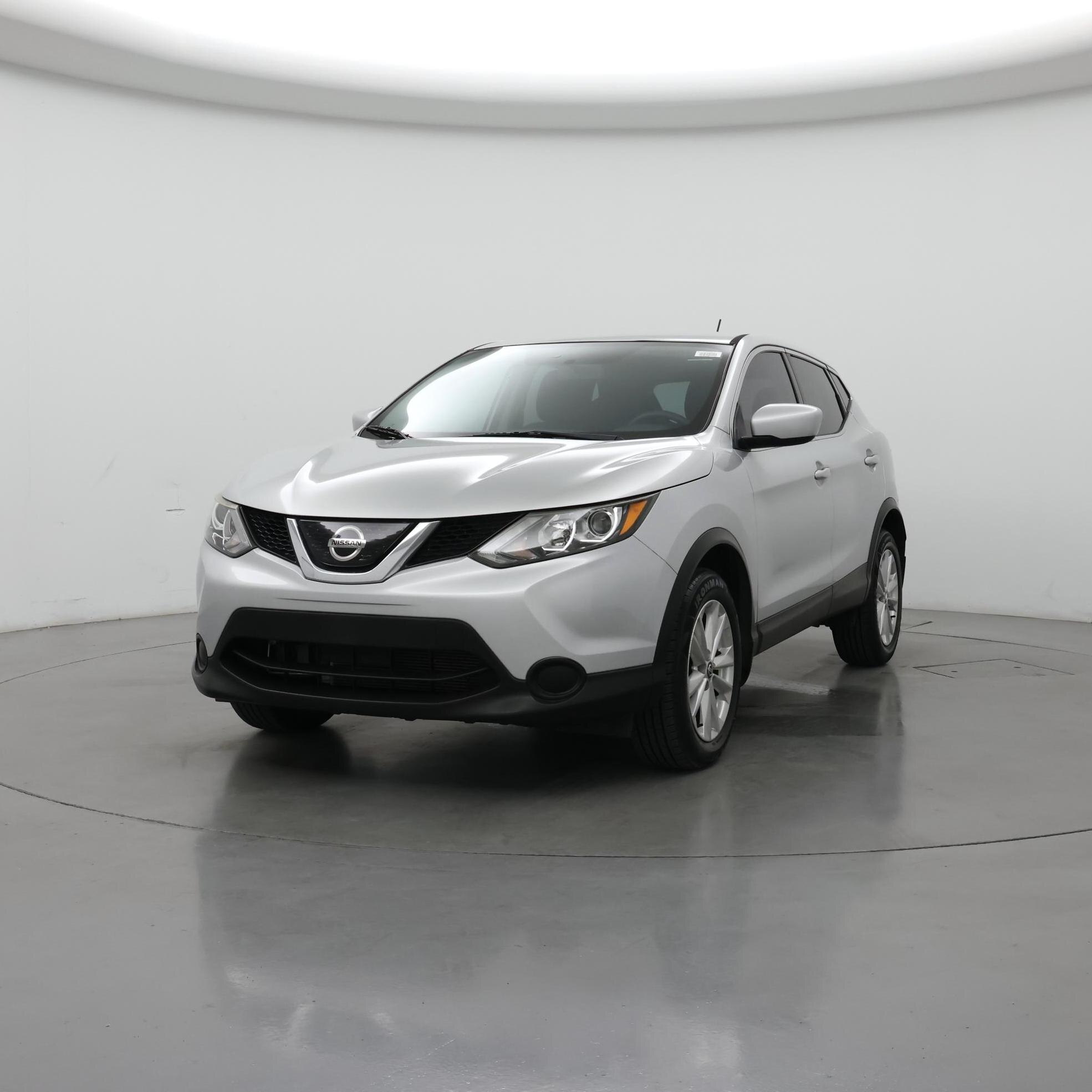 Thumbnail: 2019 Nissan Rogue Sport - 4