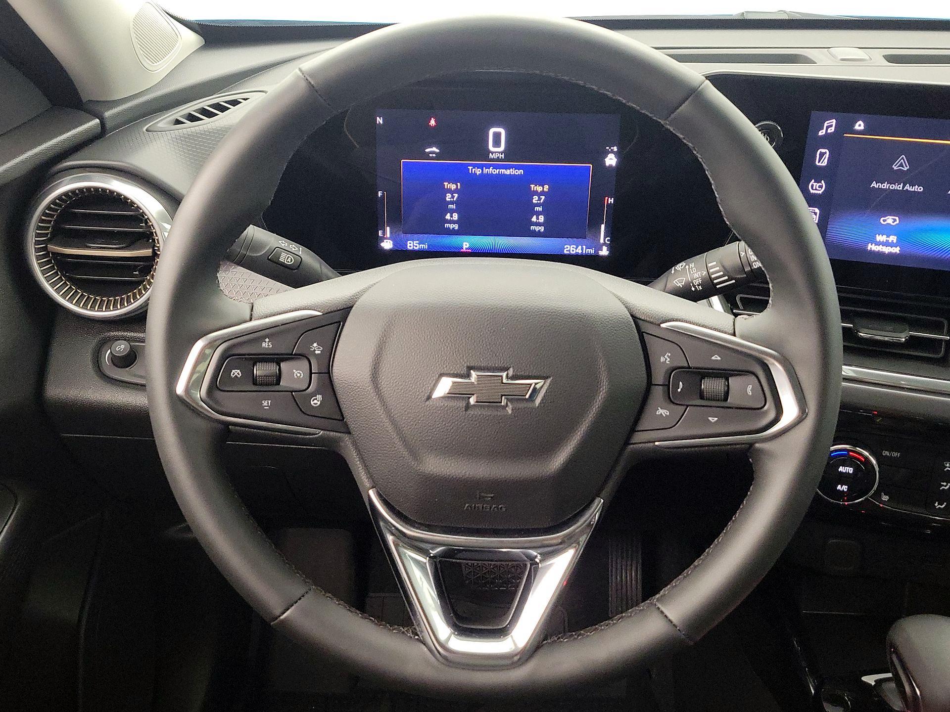 Thumbnail: 2025 Chevrolet Trax - 10
