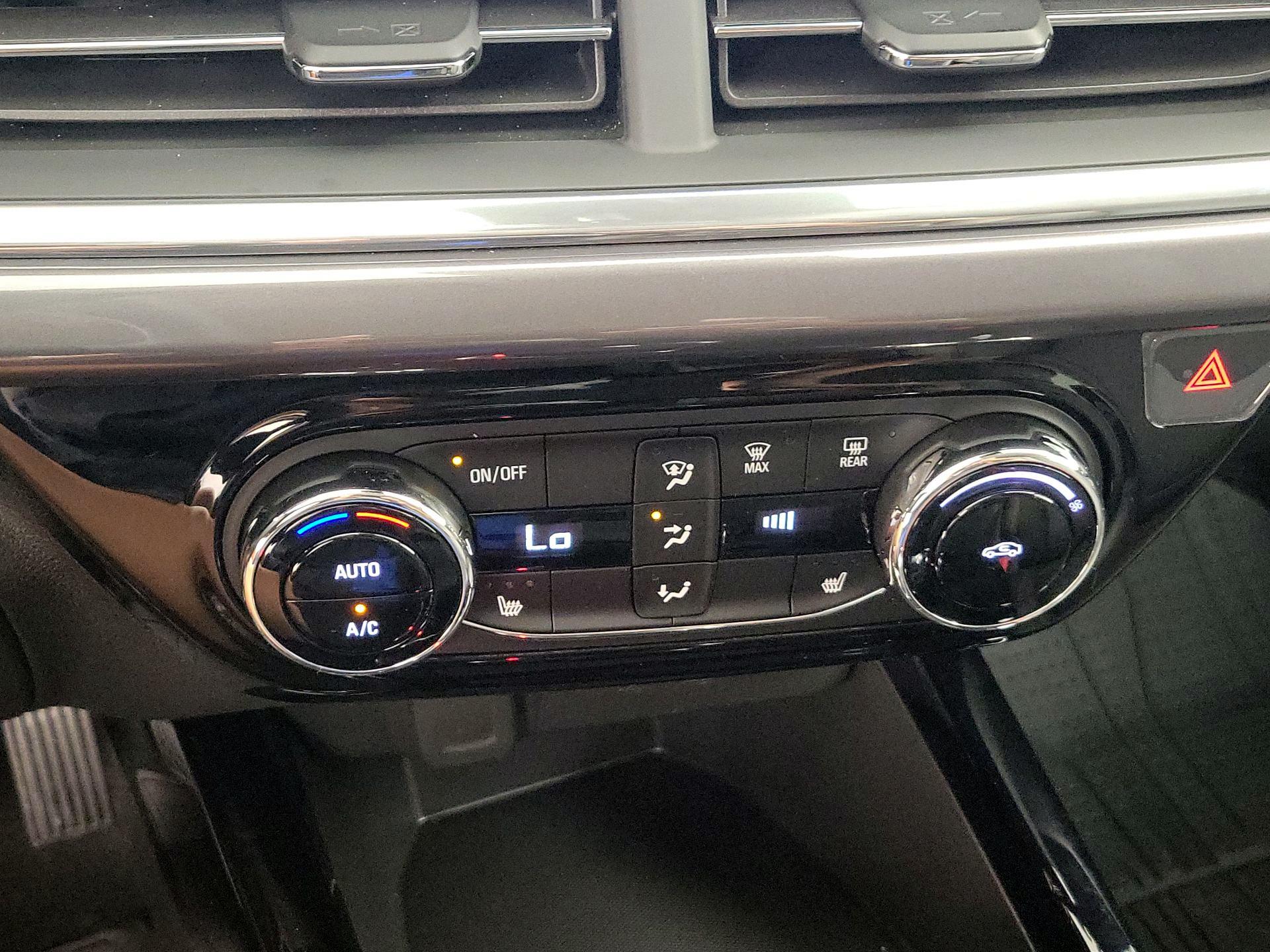 Thumbnail: 2025 Chevrolet Trax - 16