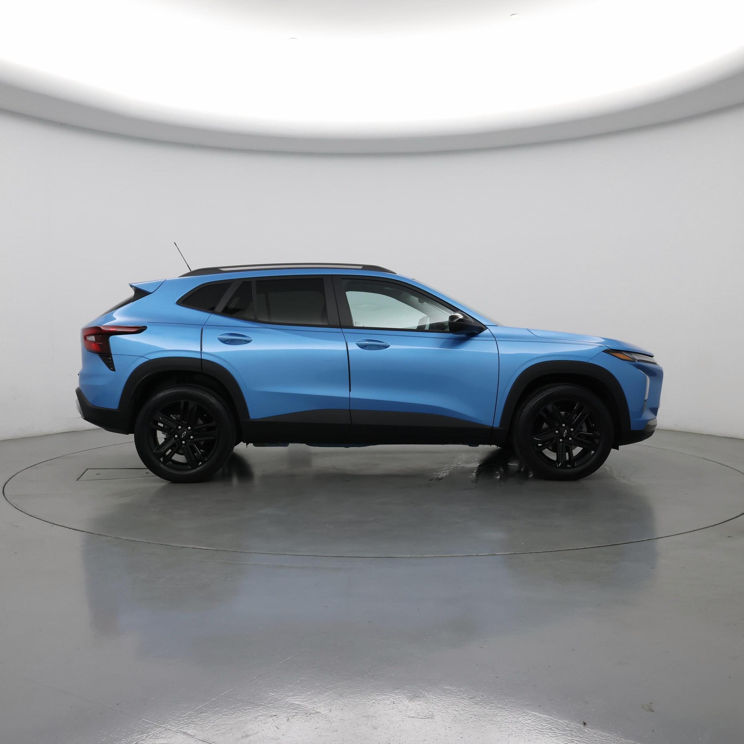 Thumbnail: 2025 Chevrolet Trax - 7