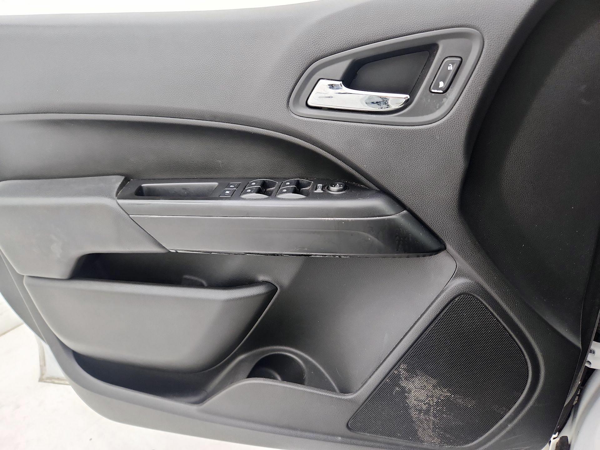 Thumbnail: 2016 Chevrolet Colorado - 12