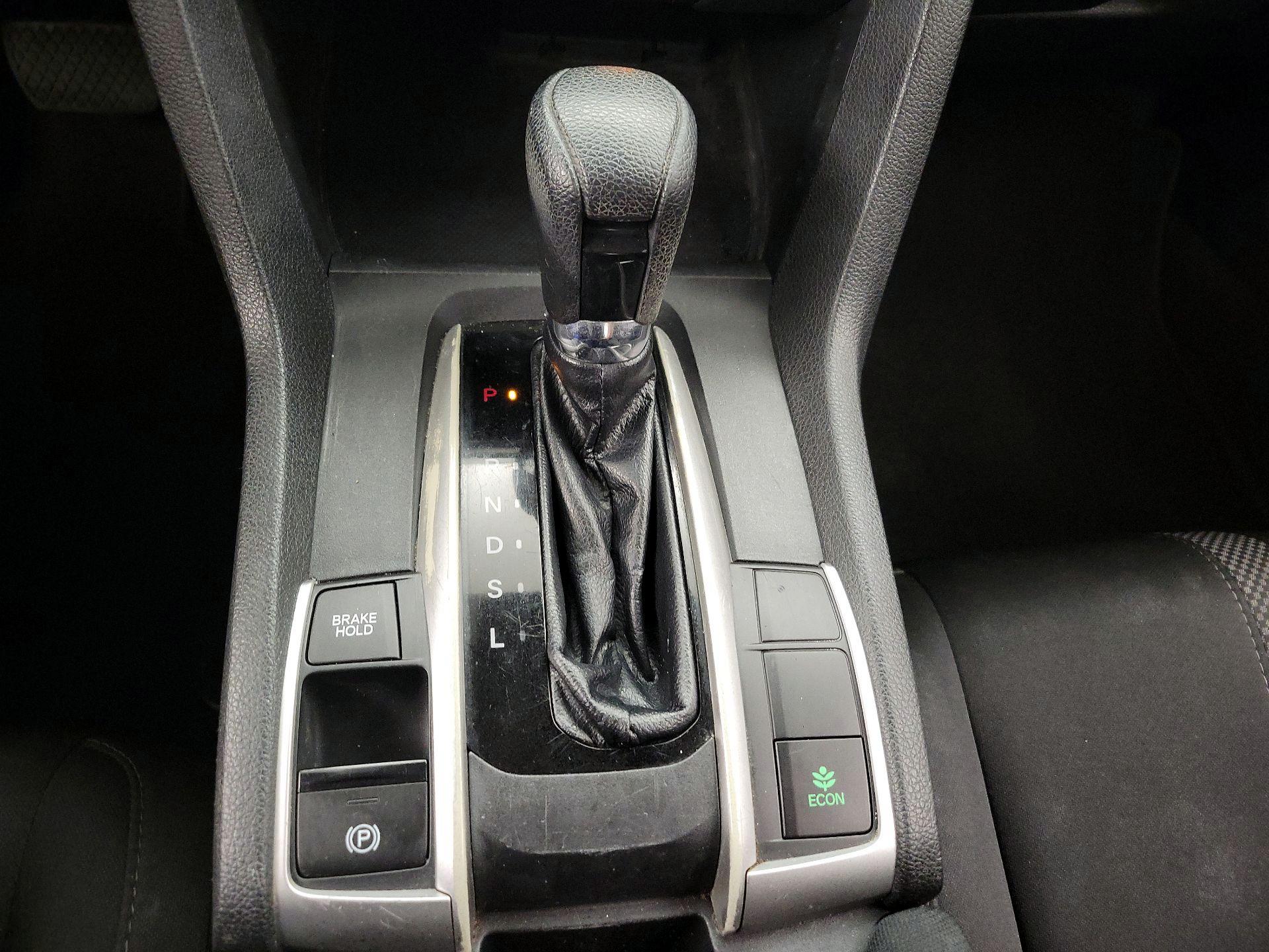 Thumbnail: 2020 Honda Civic - 17