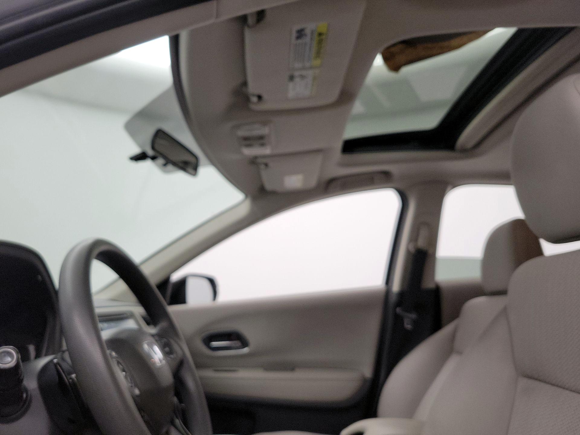 Thumbnail: 2017 Honda HR-V - 19