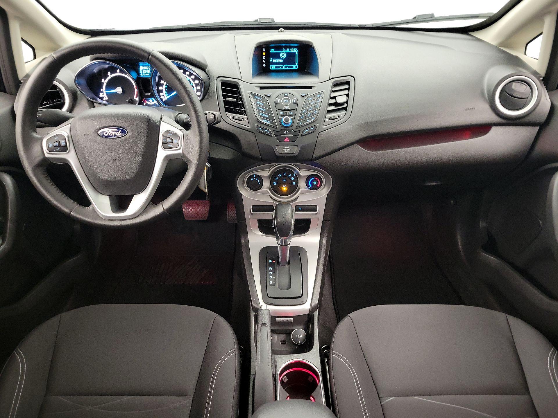 Thumbnail: 2016 Ford Fiesta - 9