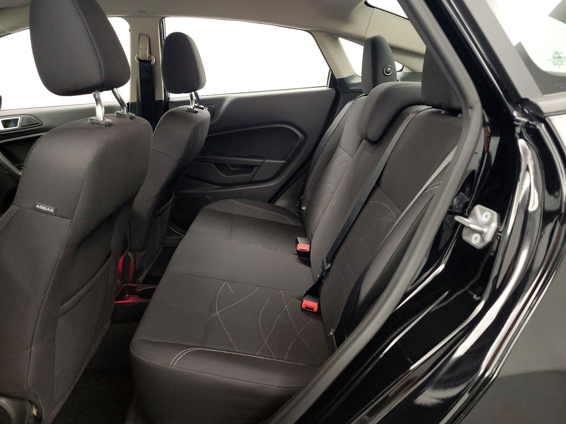 Thumbnail: 2016 Ford Fiesta - 18