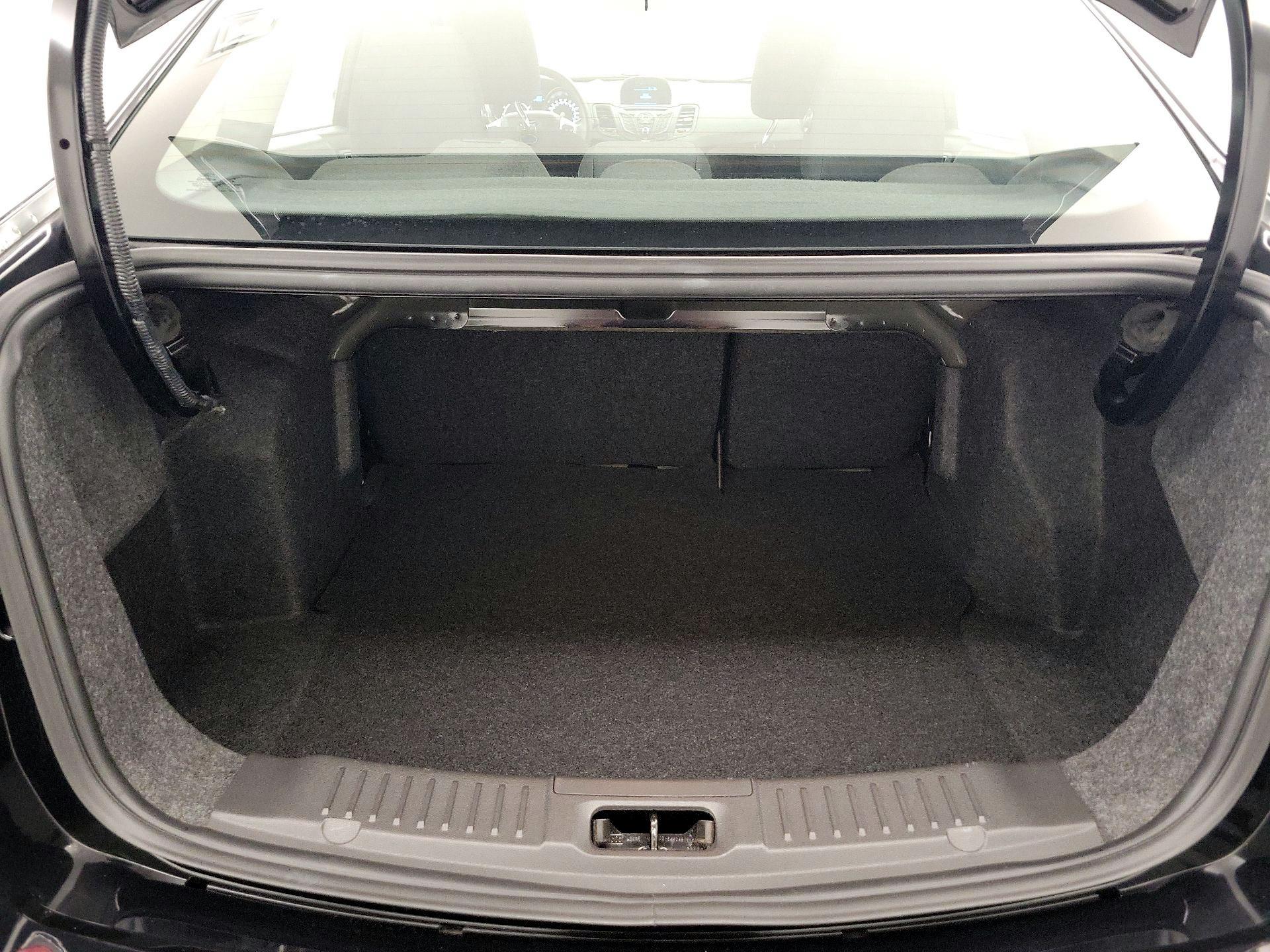 Thumbnail: 2016 Ford Fiesta - 19