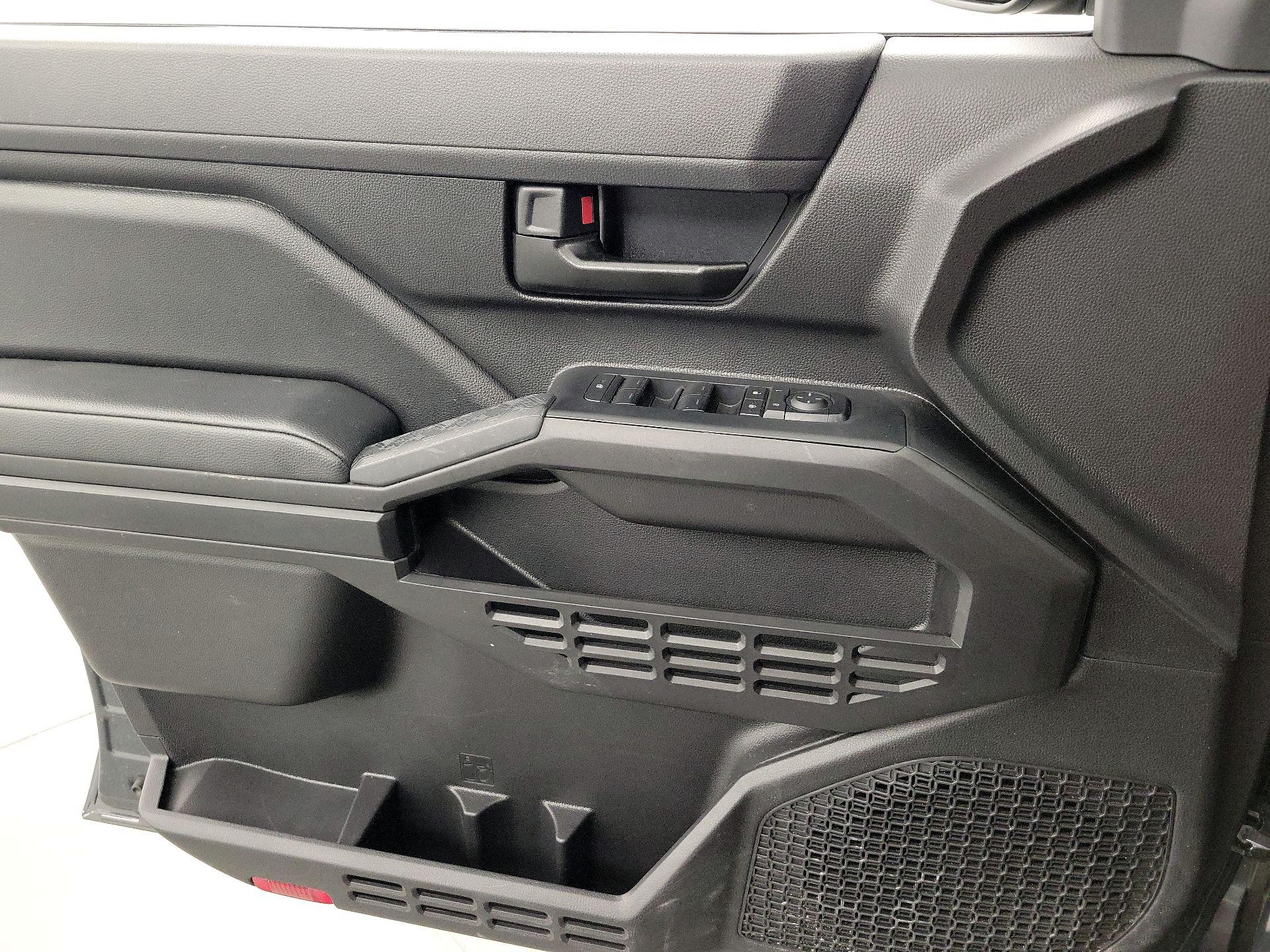 Thumbnail: 2025 Toyota Tacoma - 12