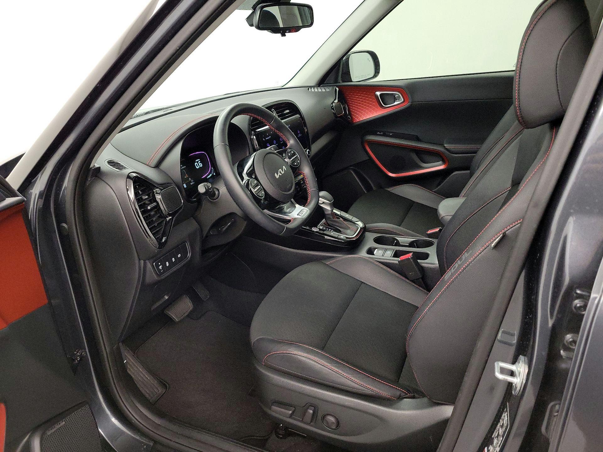 Thumbnail: 2023 Kia Soul - 11