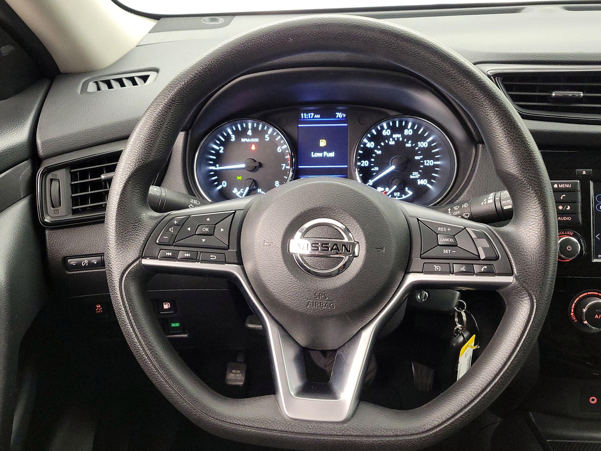 Thumbnail: 2020 Nissan Rogue - 10