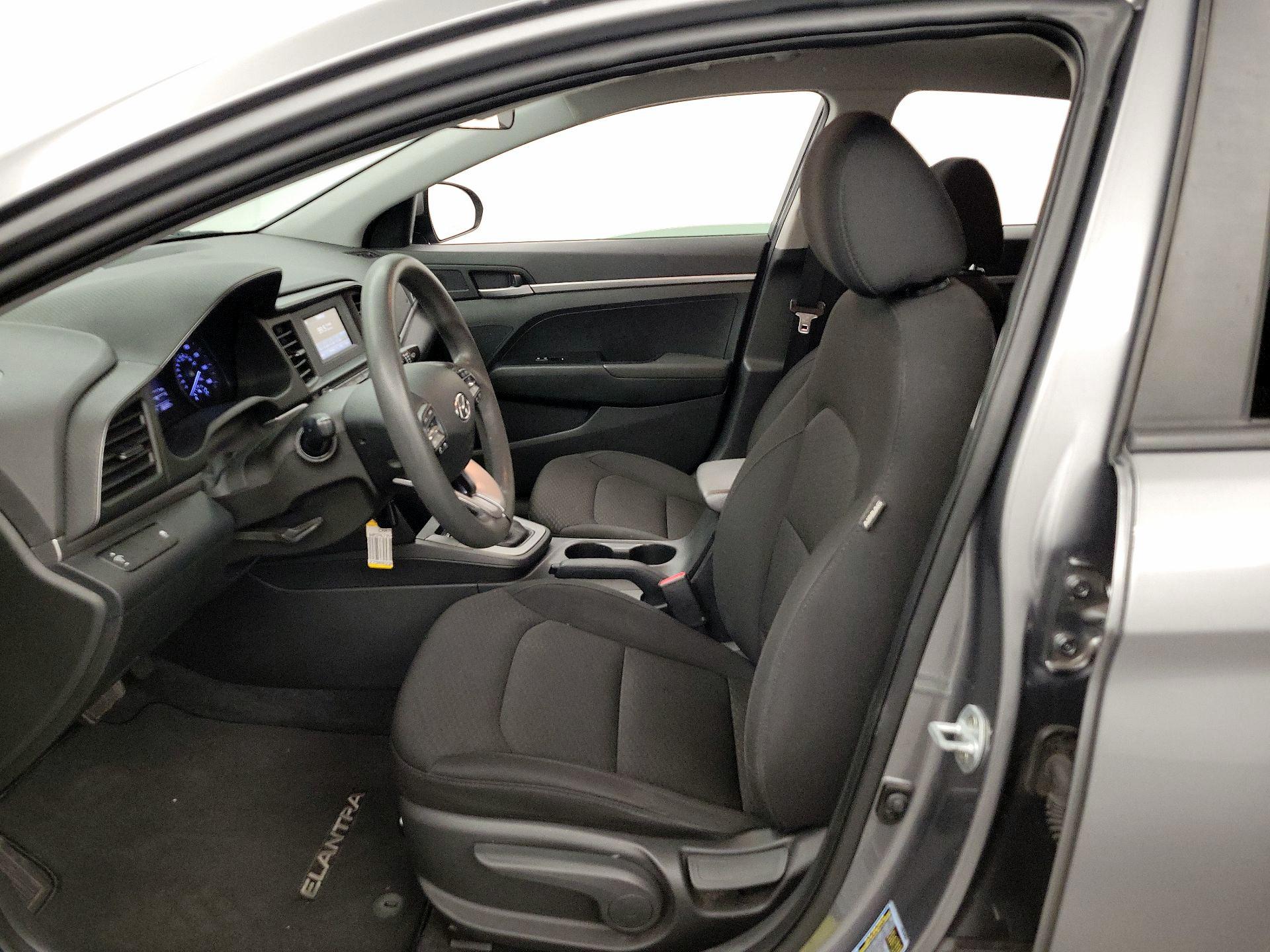 Thumbnail: 2019 Hyundai Elantra - 11