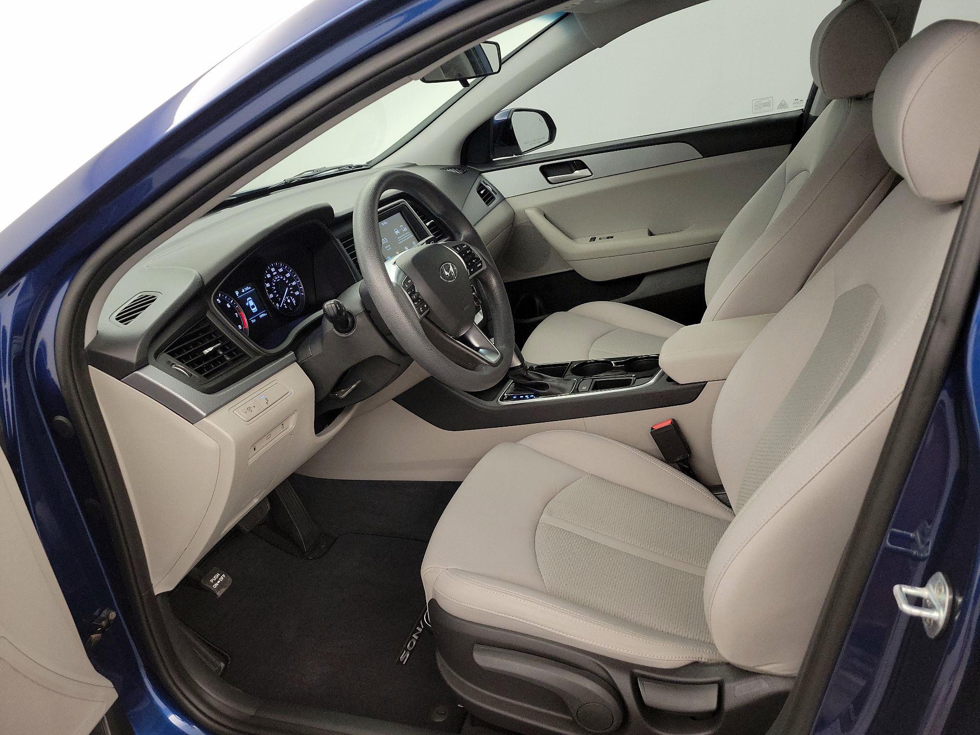 Thumbnail: 2019 Hyundai Sonata - 11