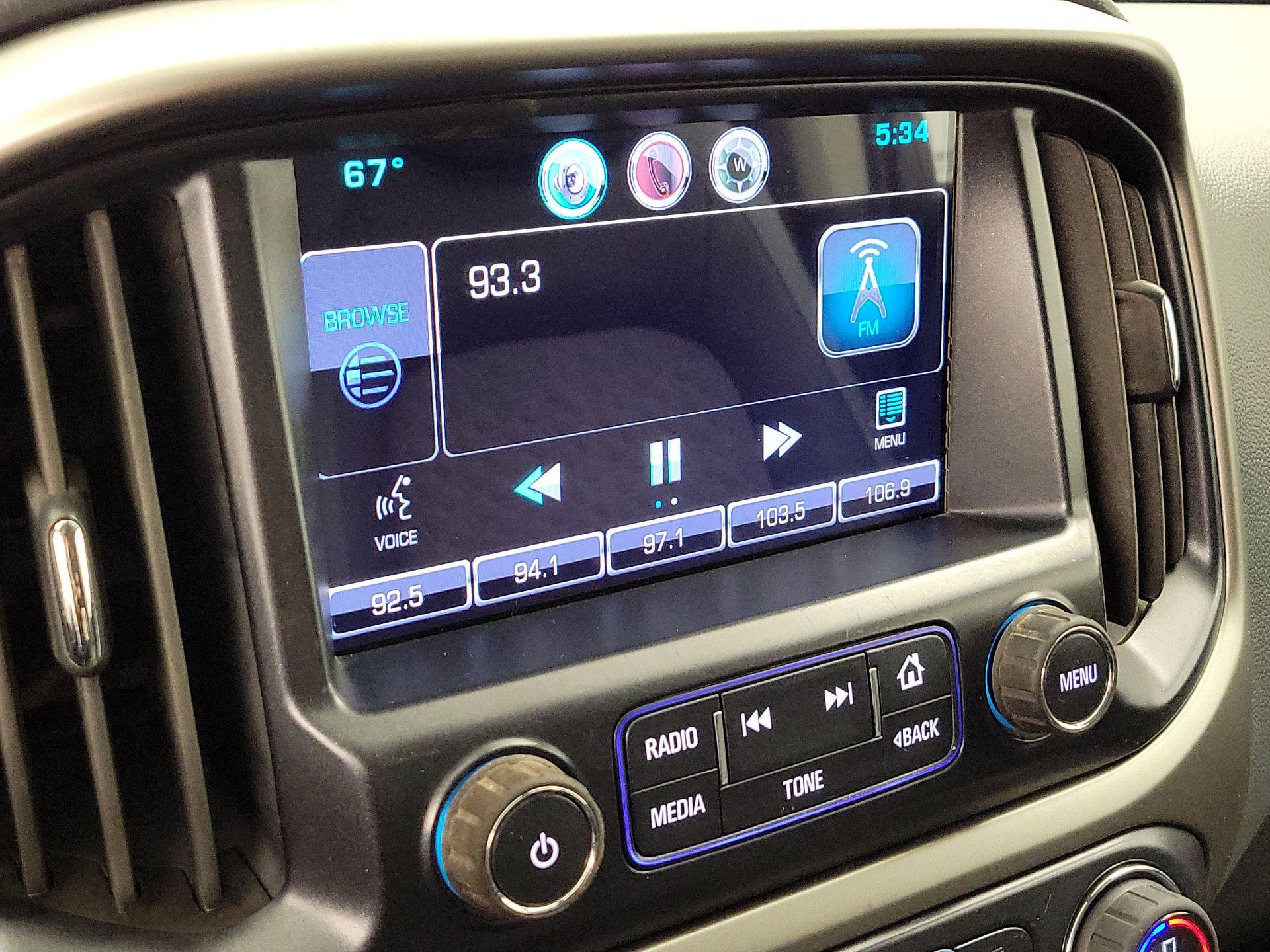 Thumbnail: 2015 Chevrolet Colorado - 16