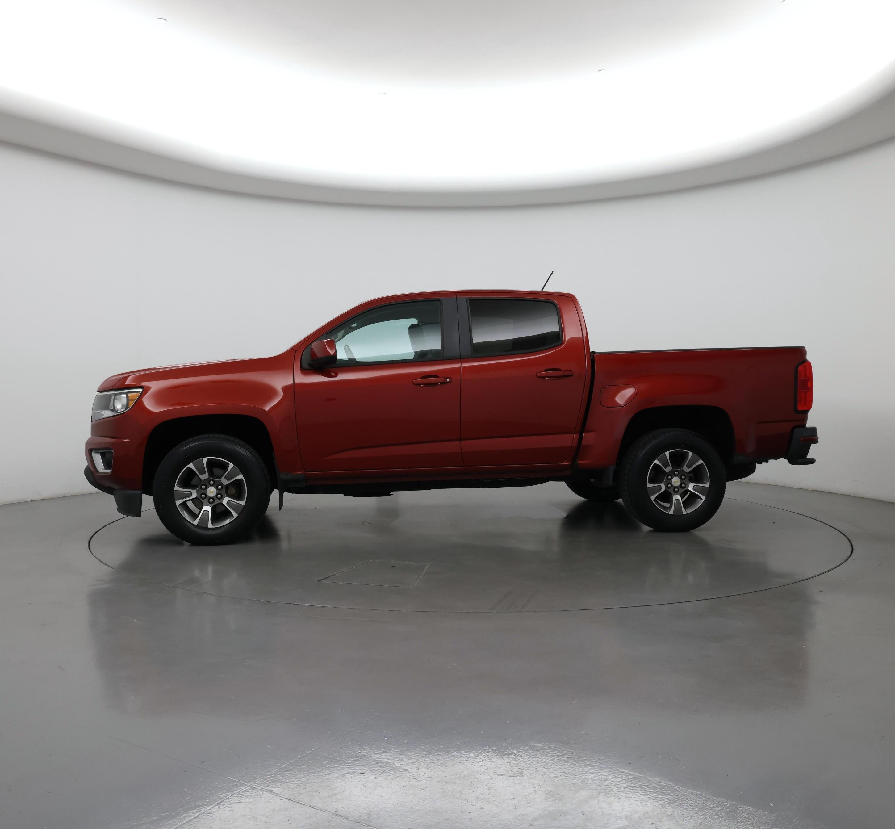 Thumbnail: 2015 Chevrolet Colorado - 3