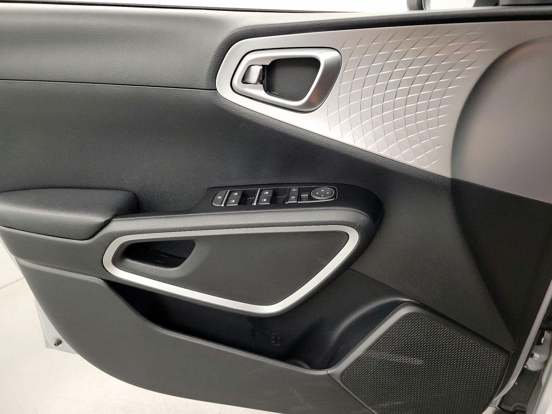 Thumbnail: 2021 Kia Soul - 12