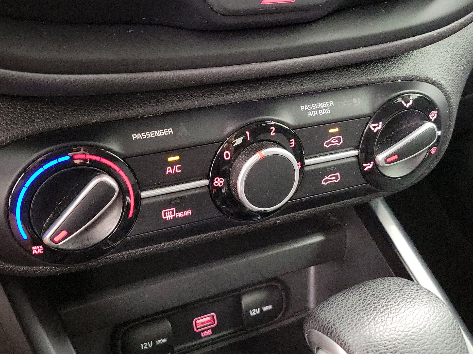 Thumbnail: 2021 Kia Soul - 16