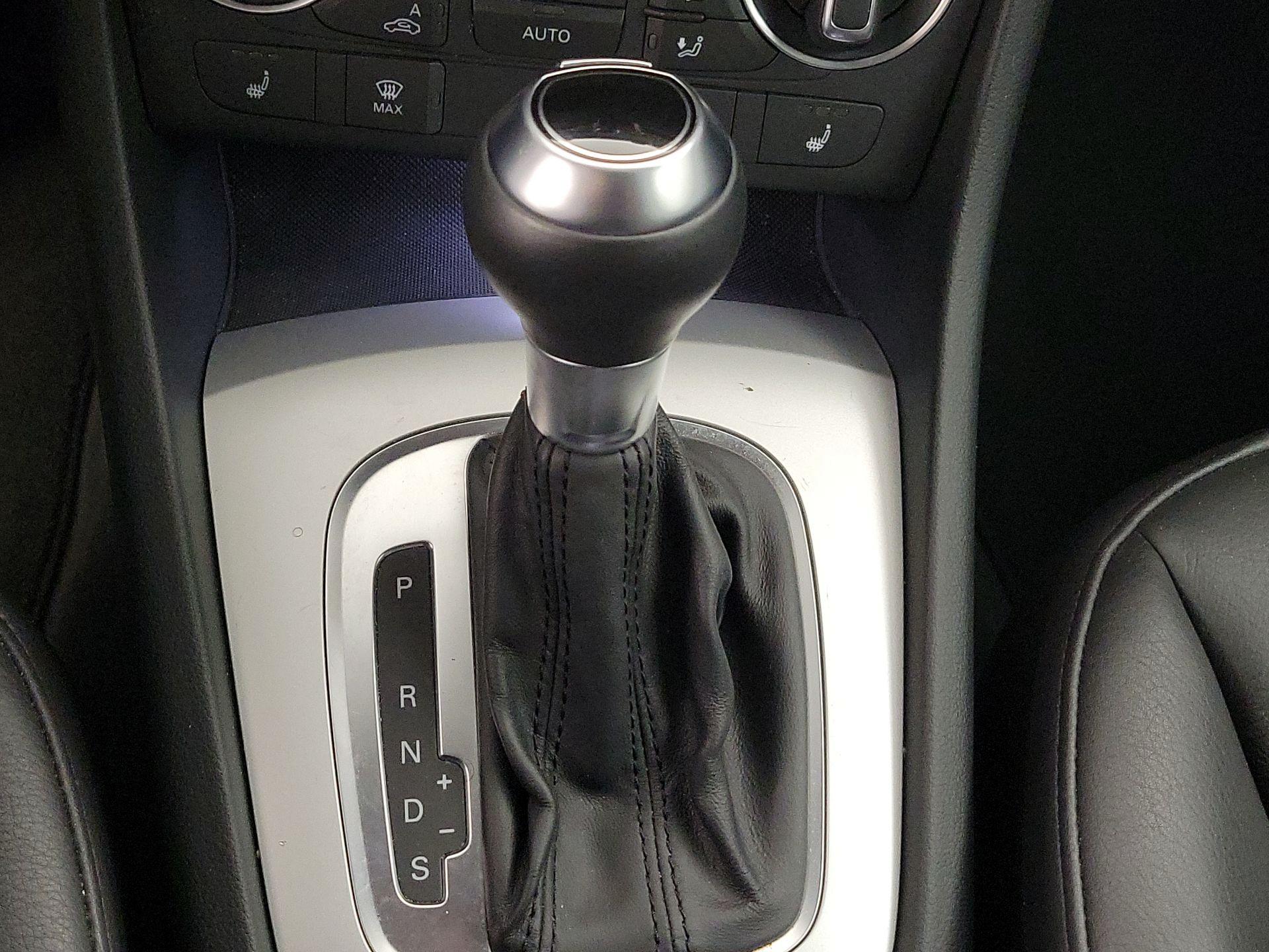 Thumbnail: 2018 Audi Q3 - 17