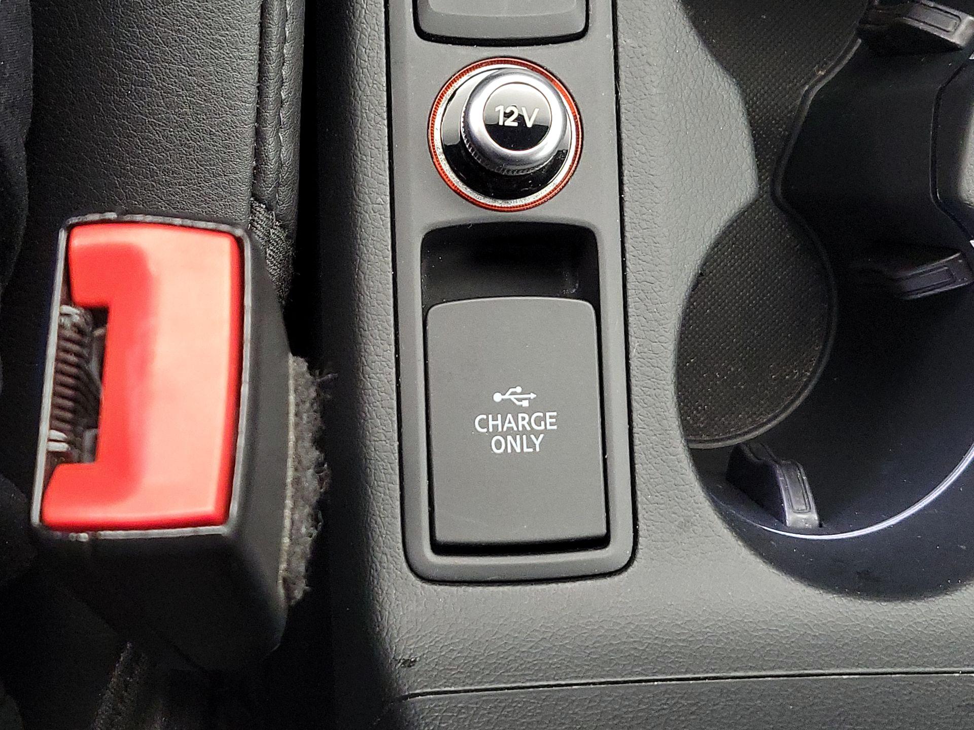 Thumbnail: 2018 Audi Q3 - 18