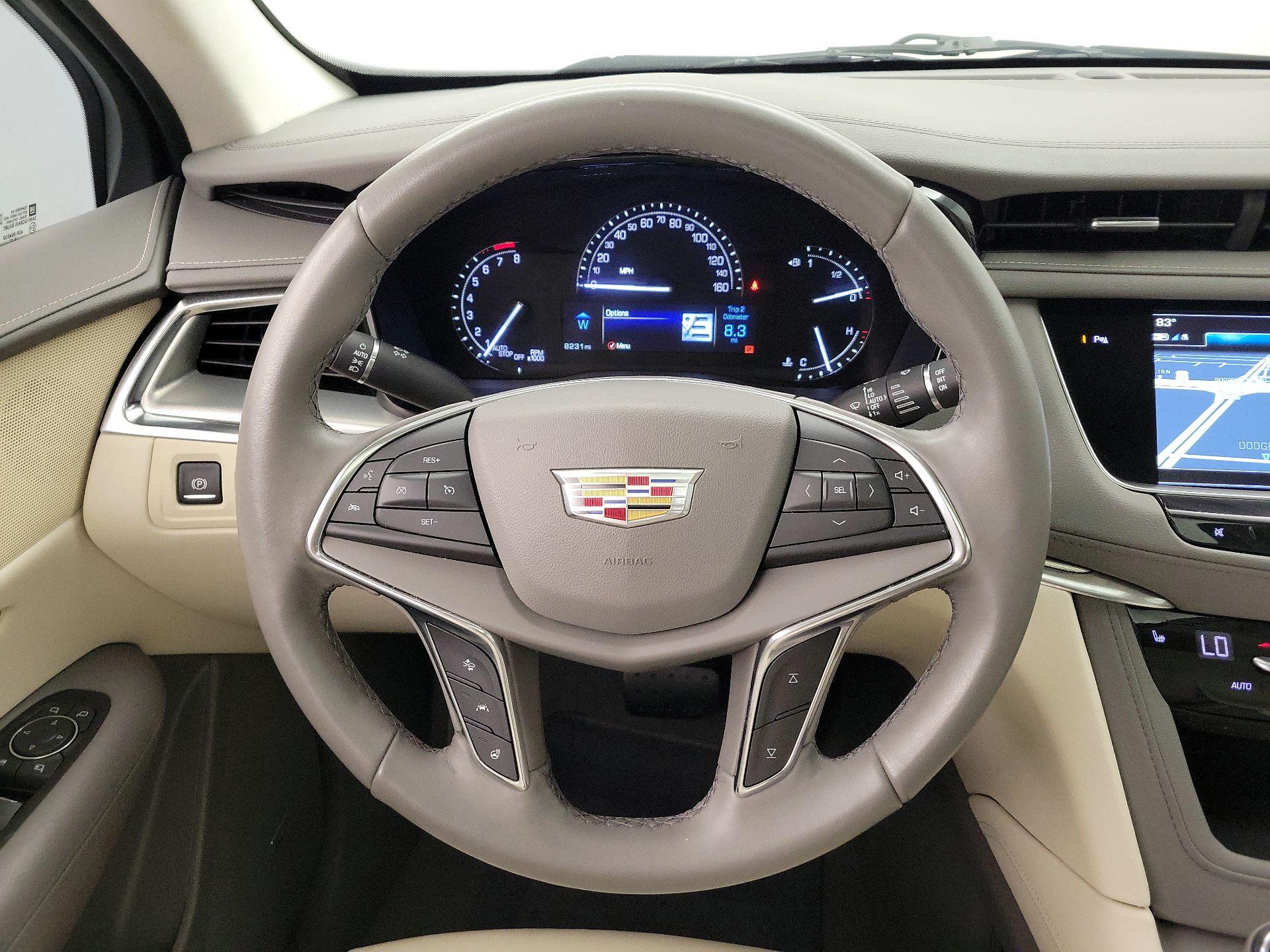 Thumbnail: 2019 Cadillac XT5 - 10
