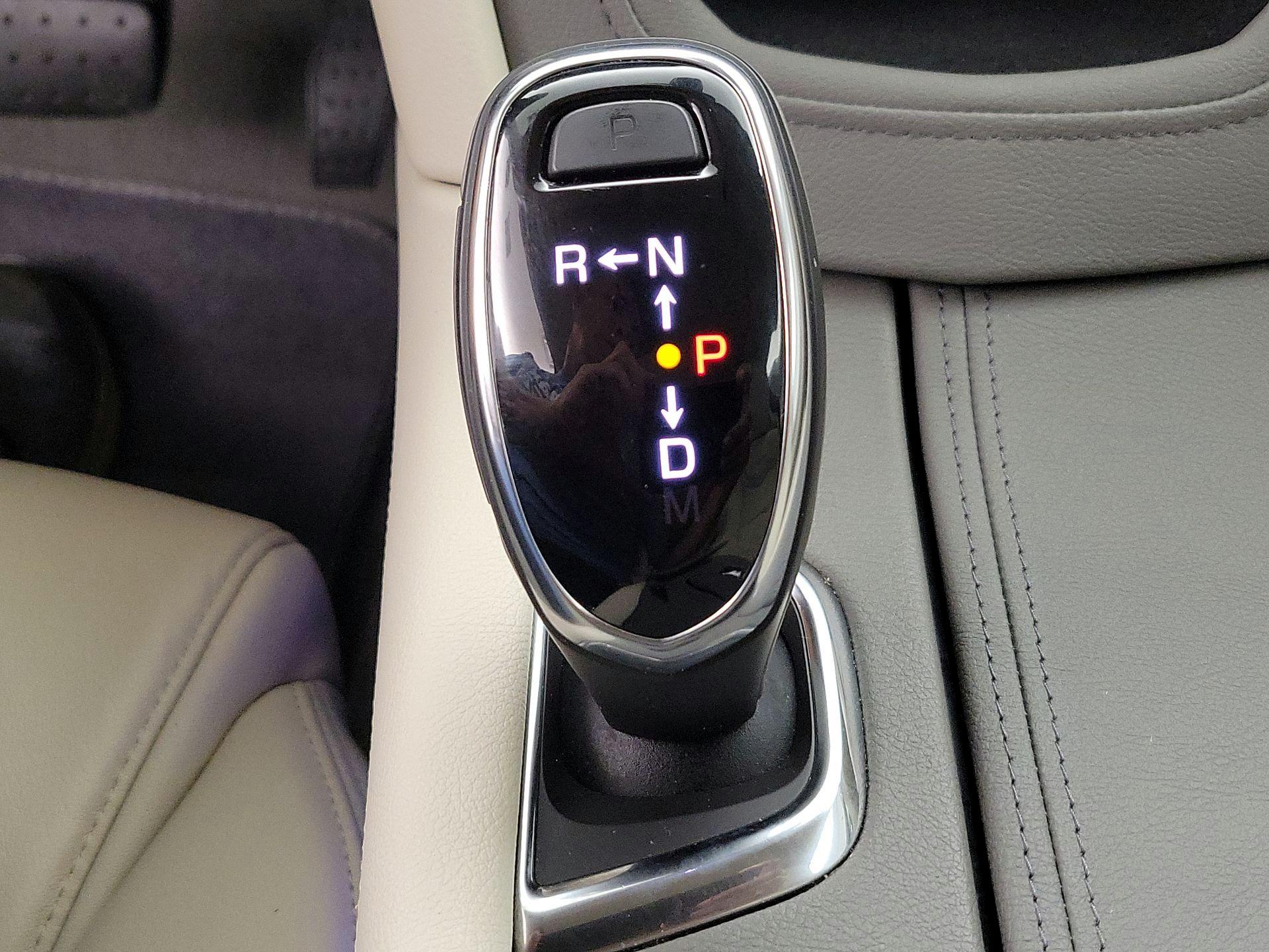 Thumbnail: 2019 Cadillac XT5 - 18