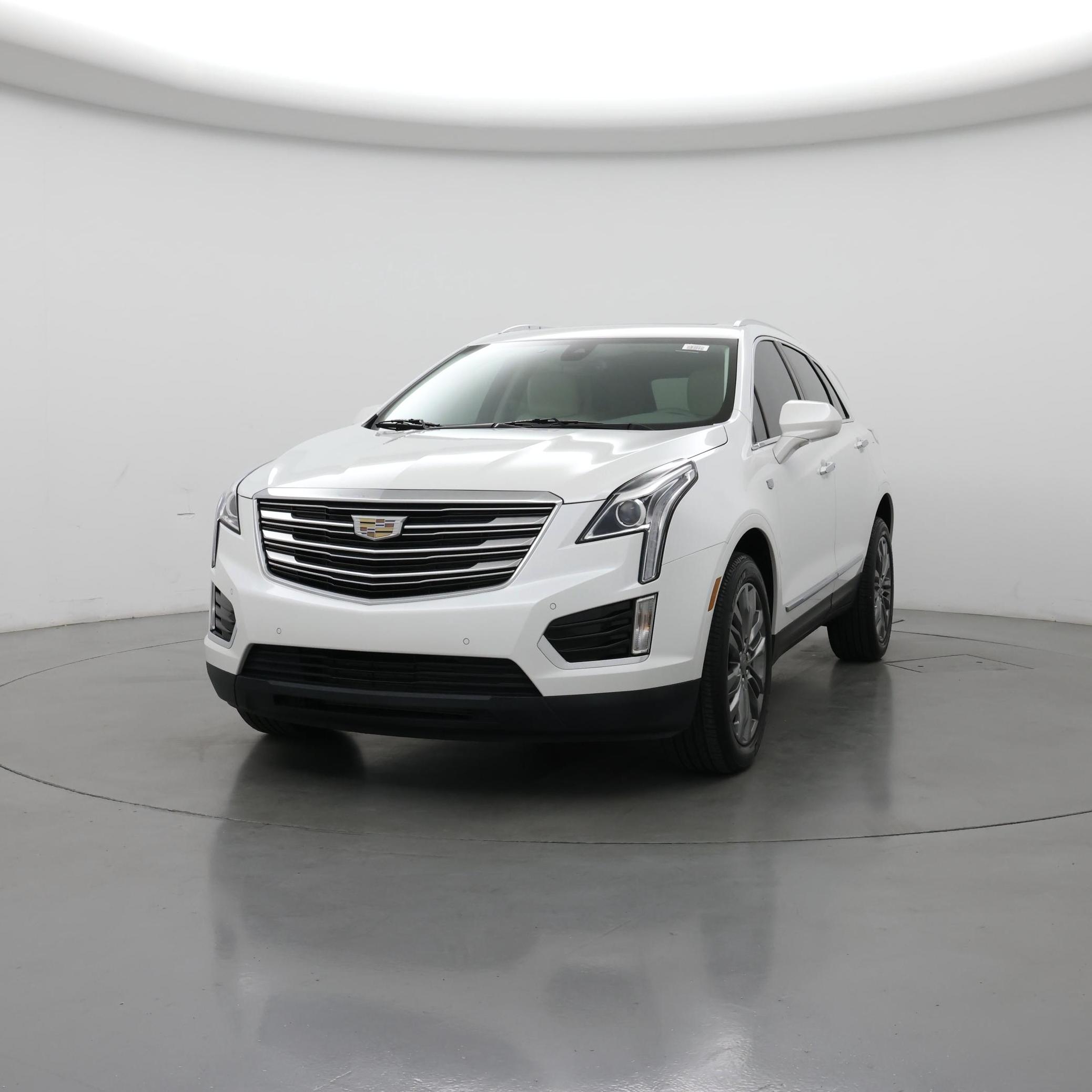 Thumbnail: 2019 Cadillac XT5 - 4