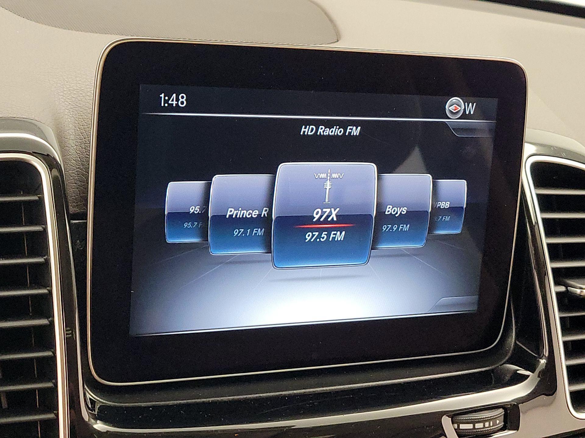 Thumbnail: 2017 Mercedes-Benz GLE - 16