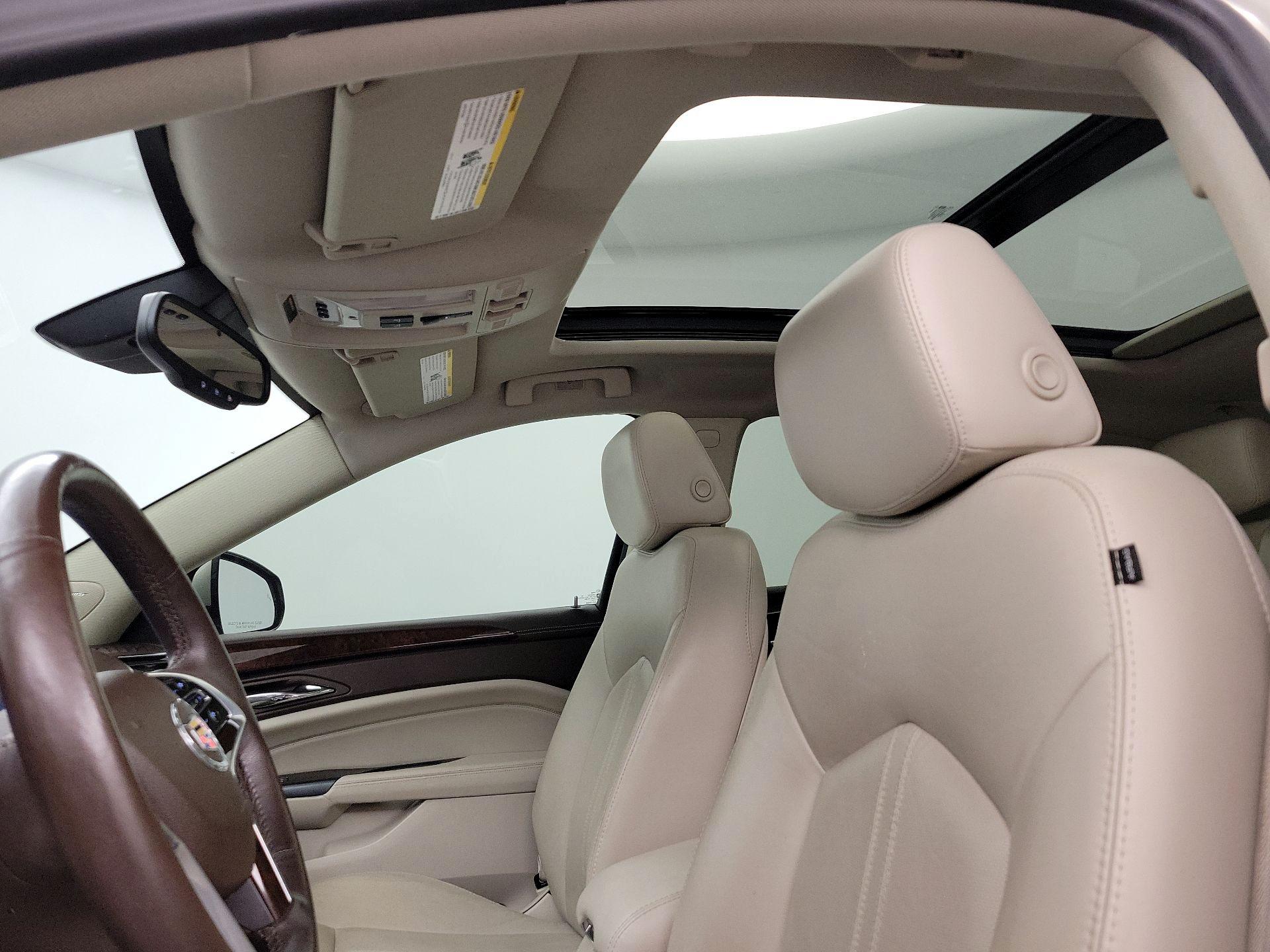 Thumbnail: 2016 Cadillac SRX - 20