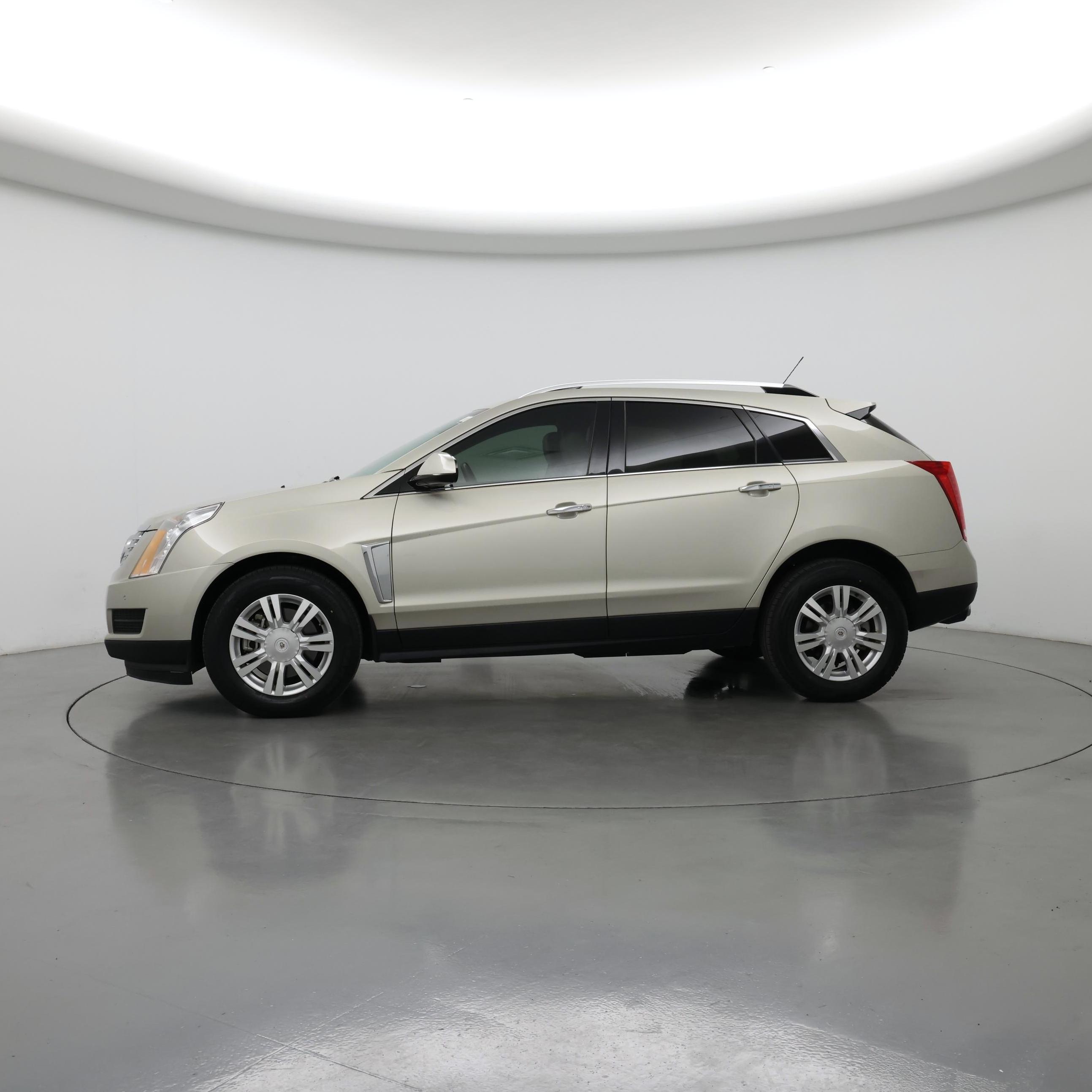 Thumbnail: 2016 Cadillac SRX - 3