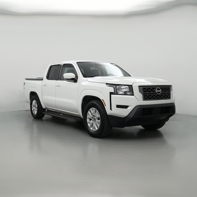 White 2023 Nissan Frontier SV