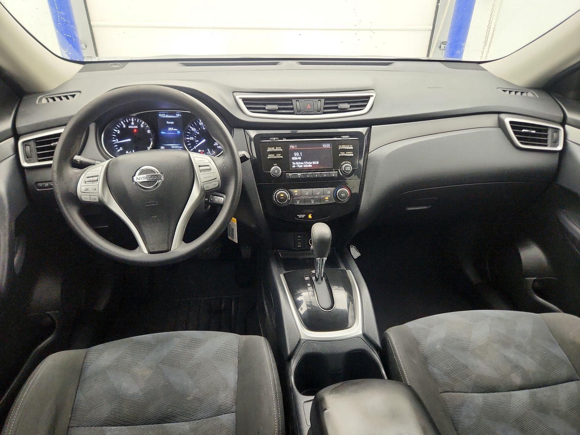 Thumbnail: 2016 Nissan Rogue - 9