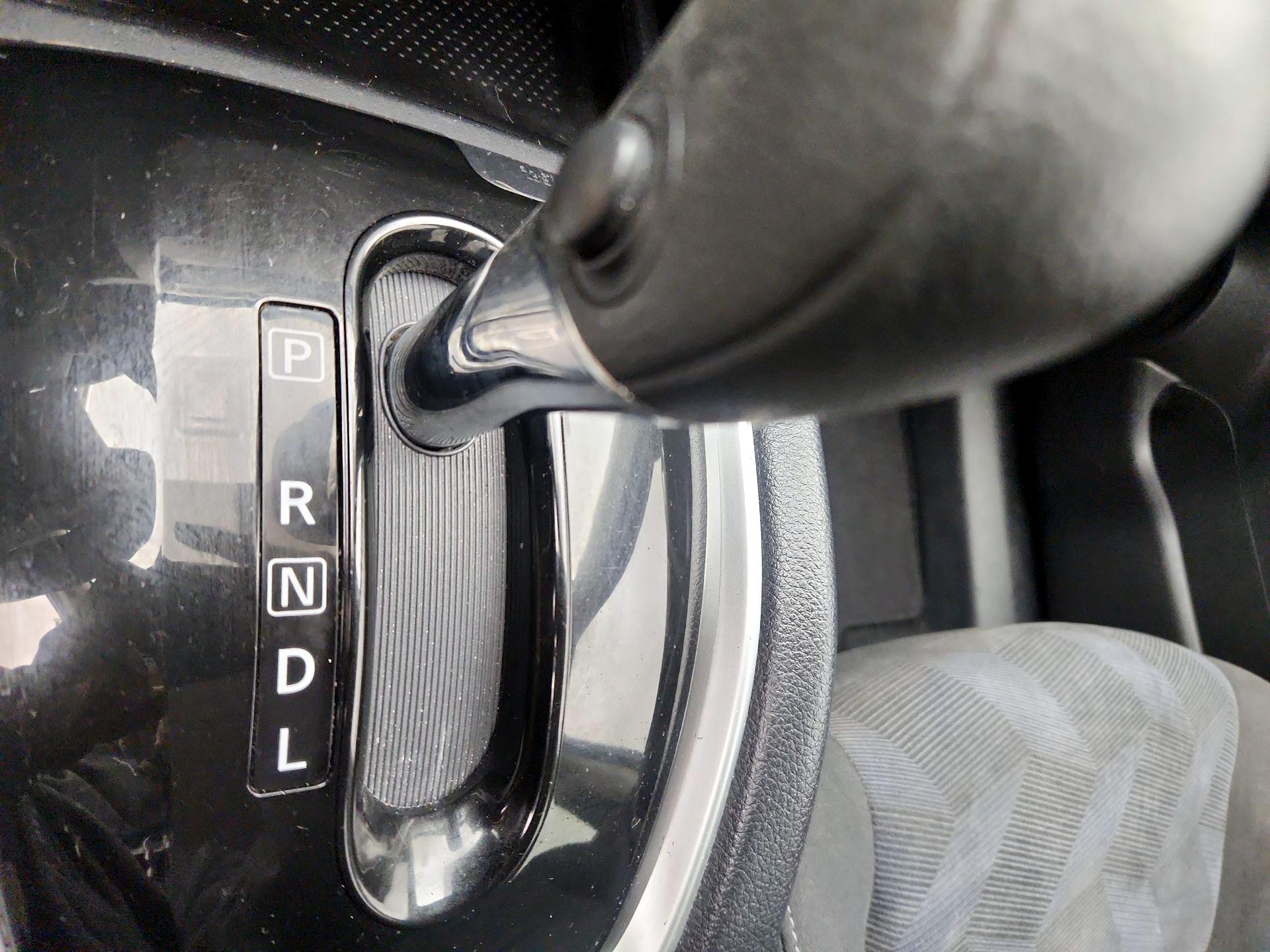 Thumbnail: 2016 Nissan Rogue - 17