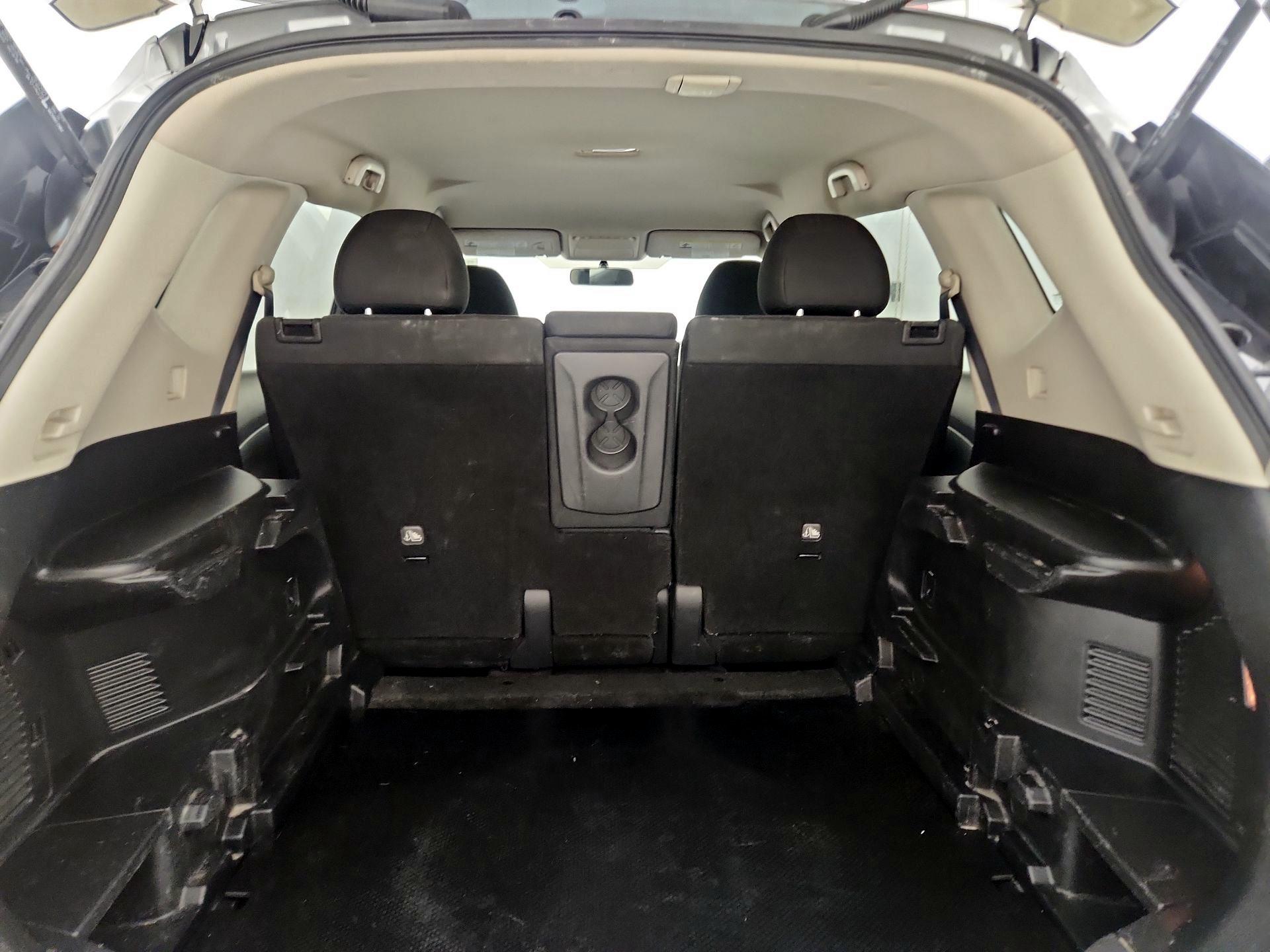 Thumbnail: 2016 Nissan Rogue - 20