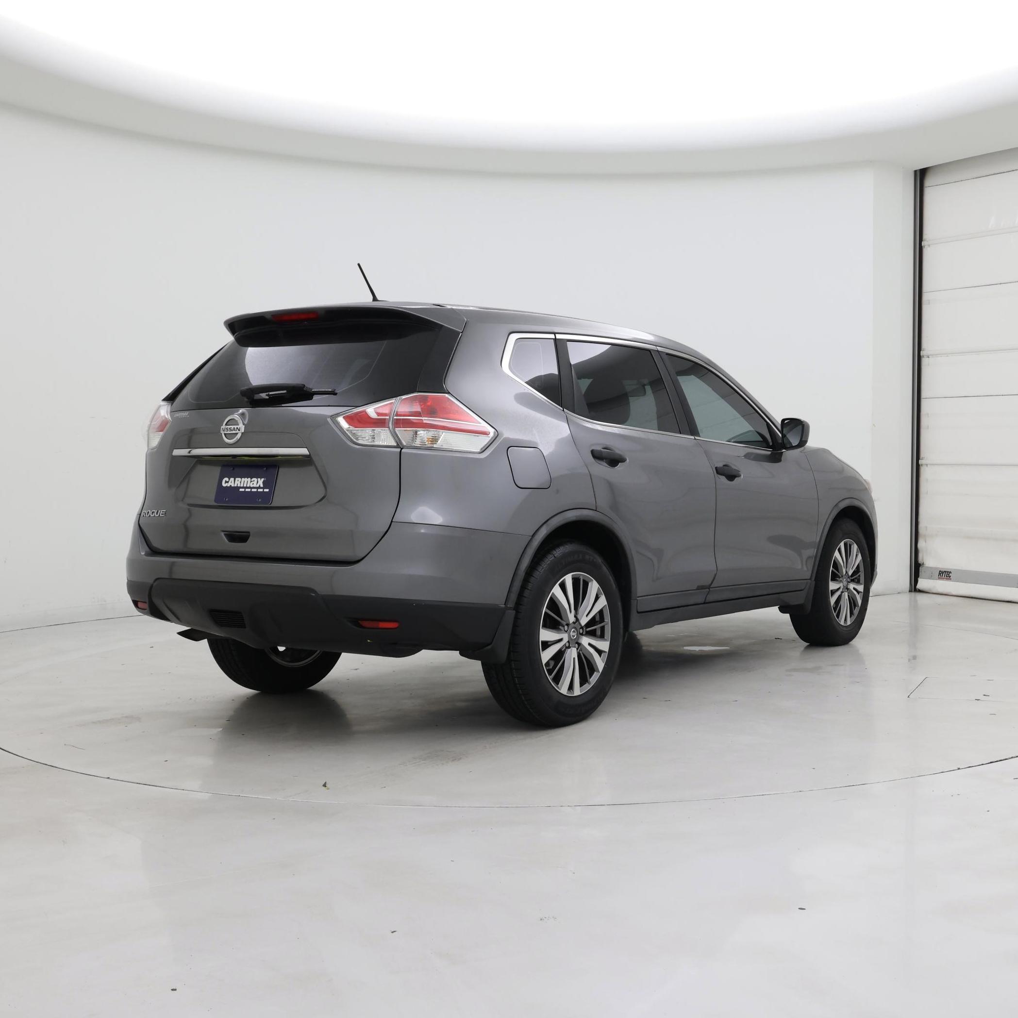 Thumbnail: 2016 Nissan Rogue - 8