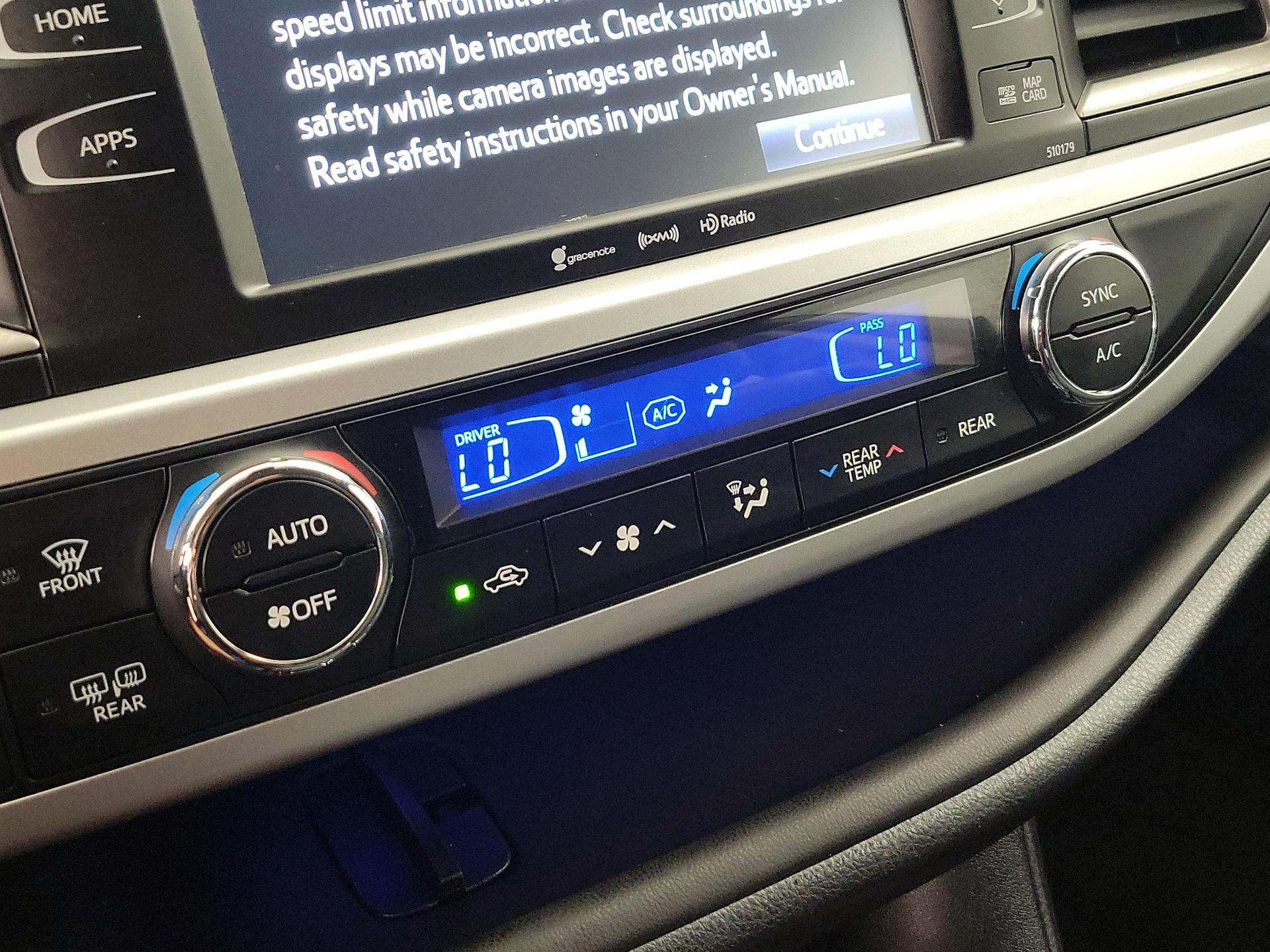 Thumbnail: 2017 Toyota Highlander - 17