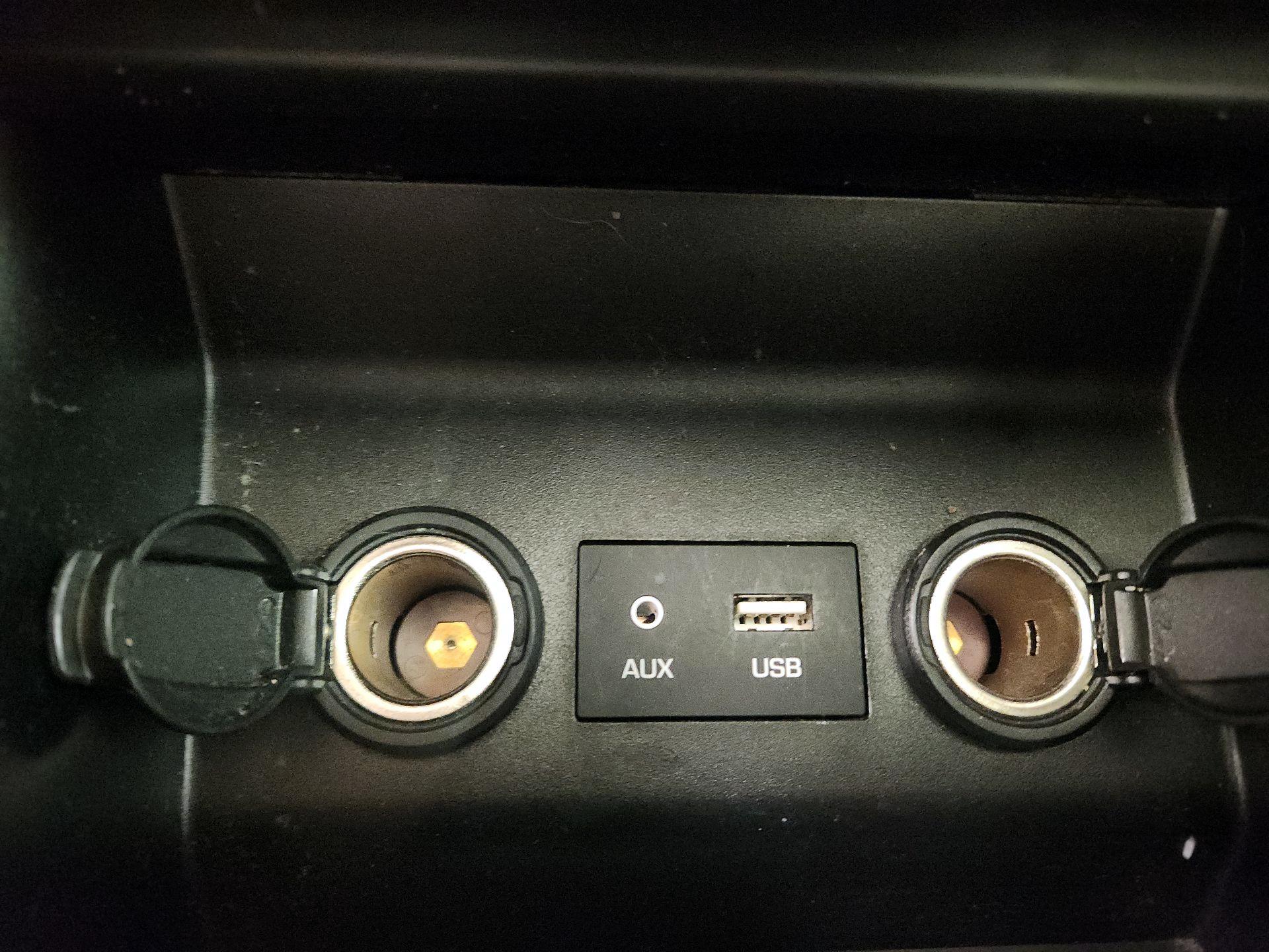 Thumbnail: 2019 Hyundai Elantra - 18