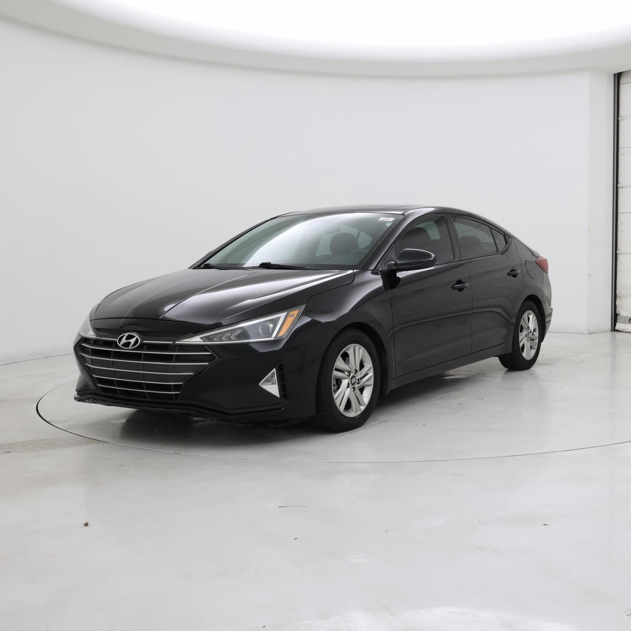 Thumbnail: 2019 Hyundai Elantra - 4