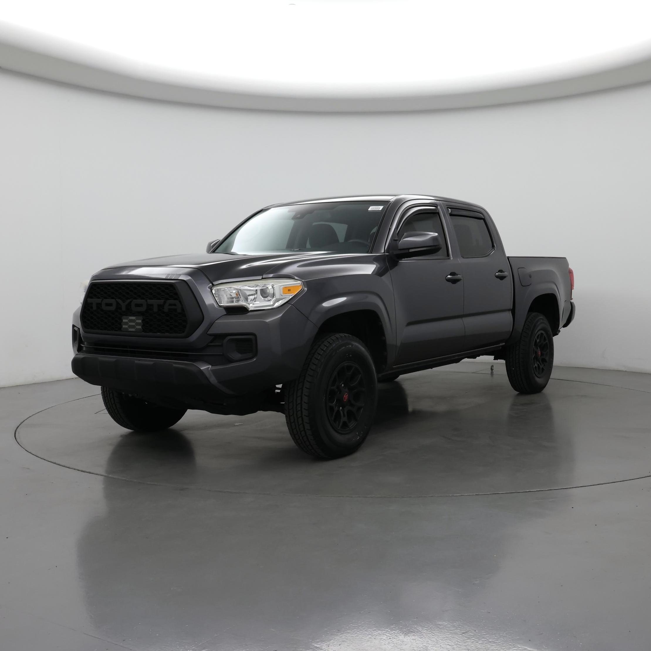 Thumbnail: 2018 Toyota Tacoma - 4