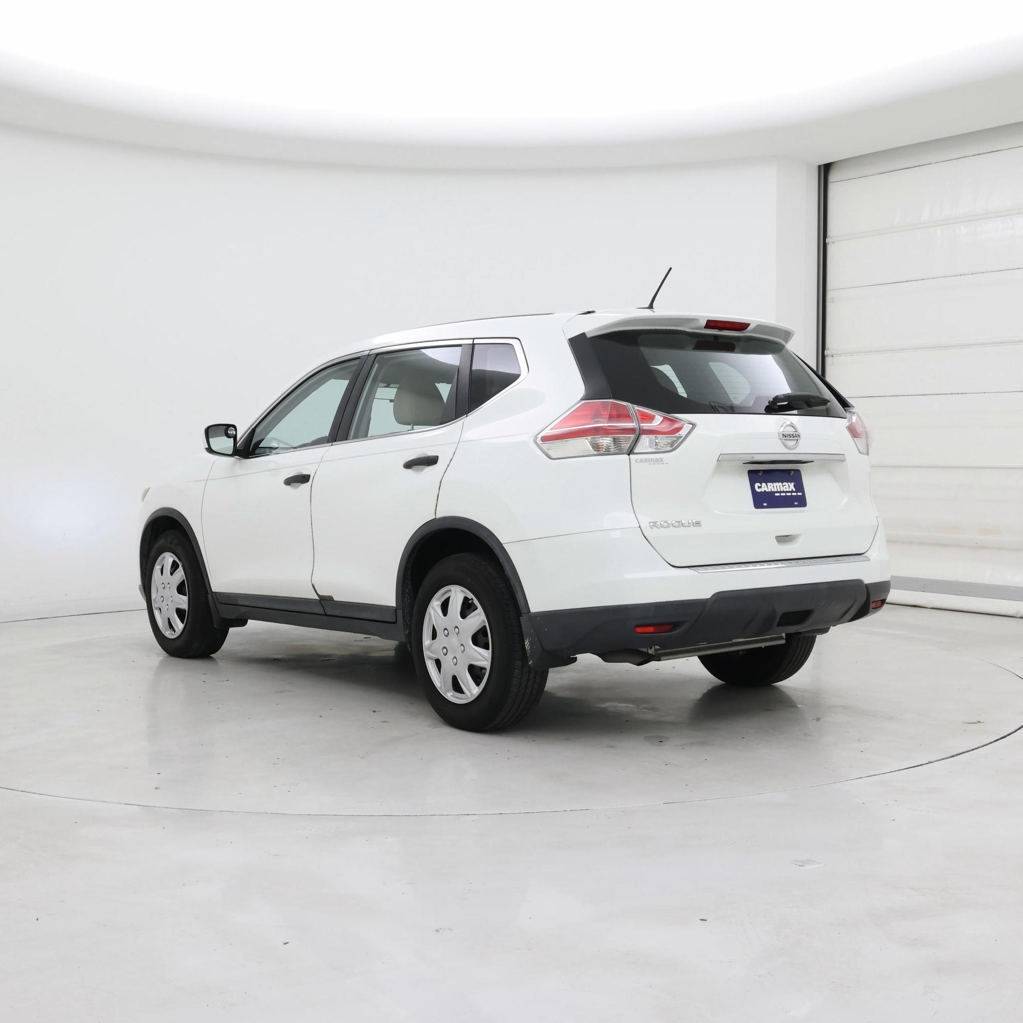 Thumbnail: 2016 Nissan Rogue - 2