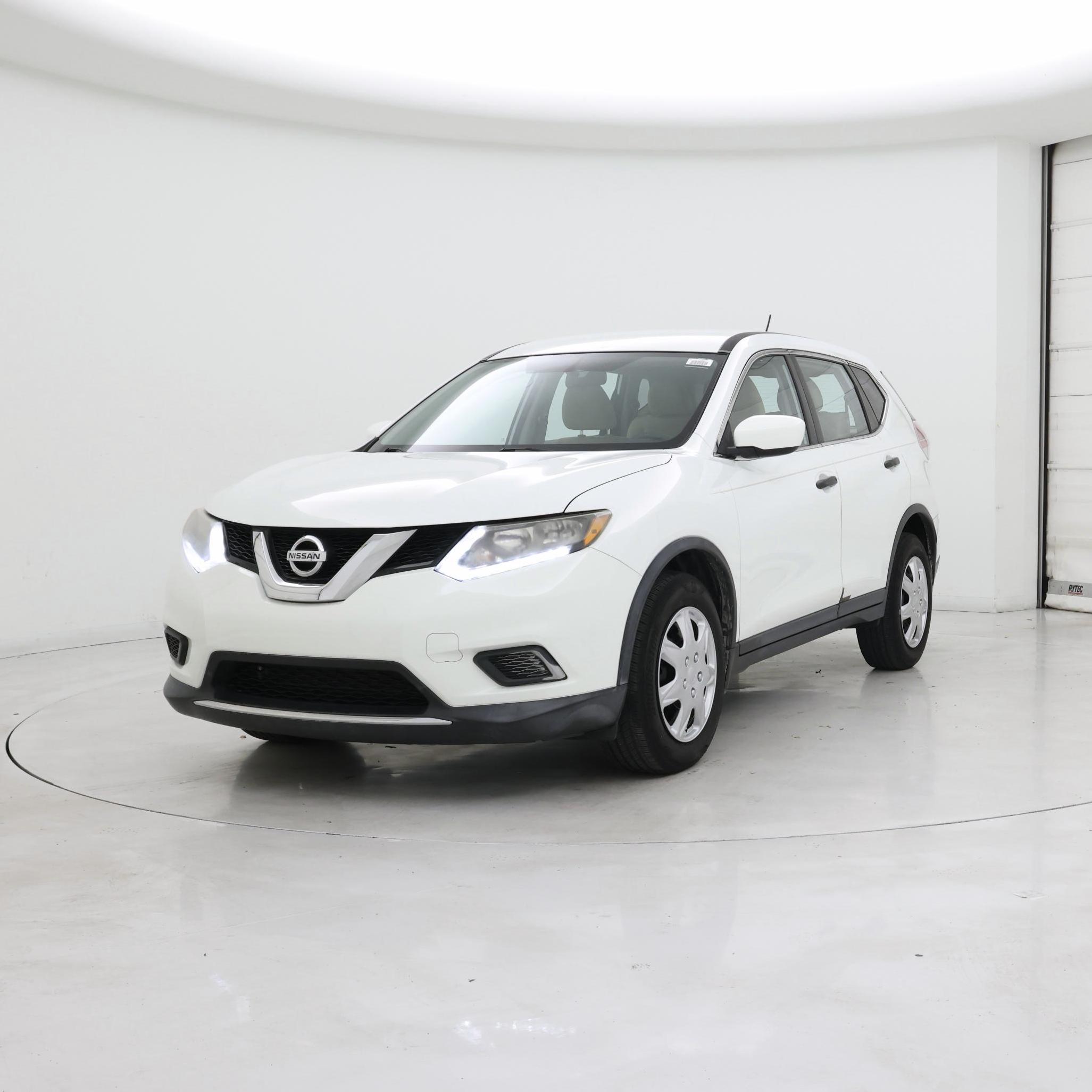 Thumbnail: 2016 Nissan Rogue - 4