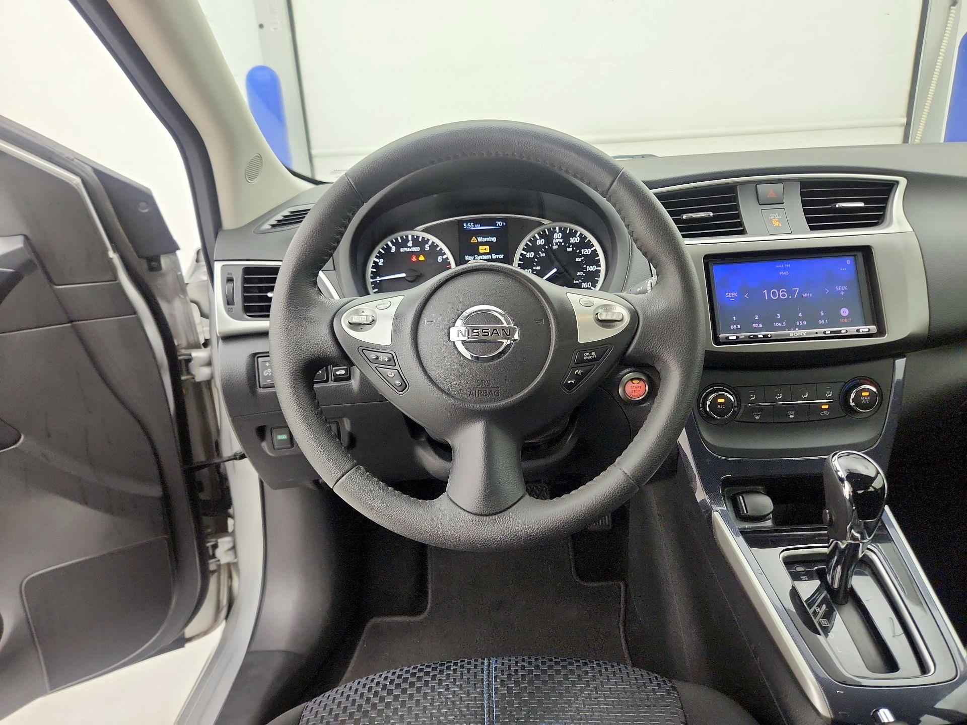 Thumbnail: 2017 Nissan Sentra - 10