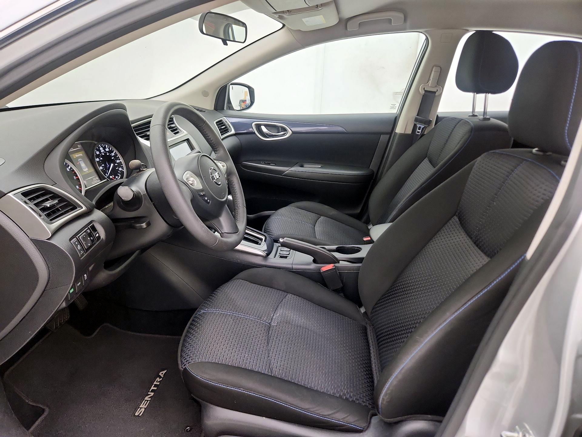 Thumbnail: 2017 Nissan Sentra - 11