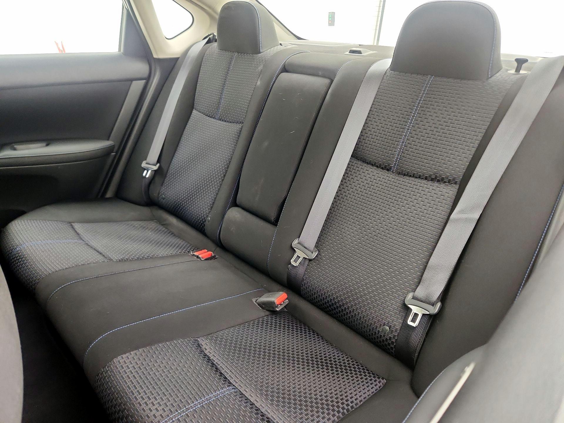 Thumbnail: 2017 Nissan Sentra - 18