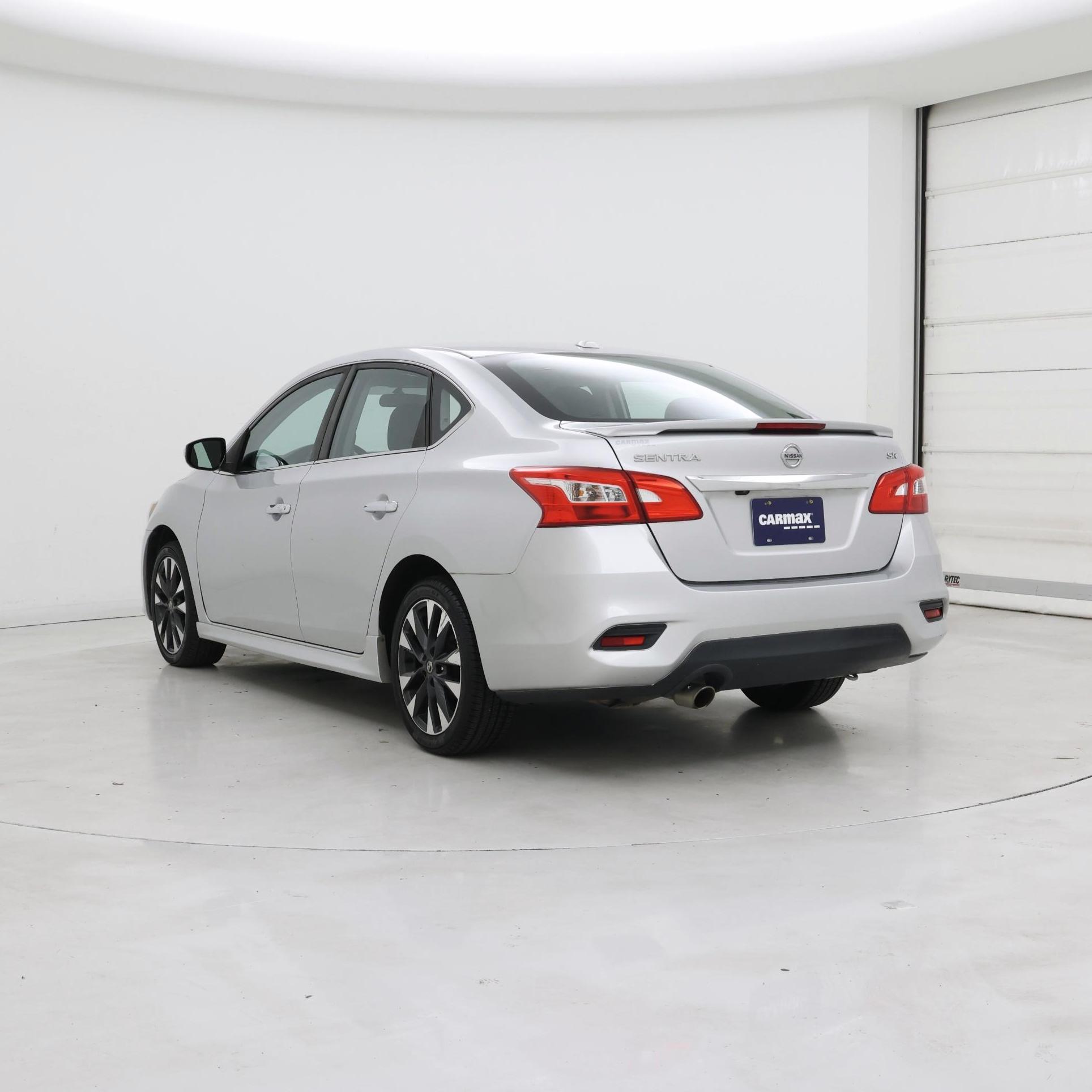 Thumbnail: 2017 Nissan Sentra - 2