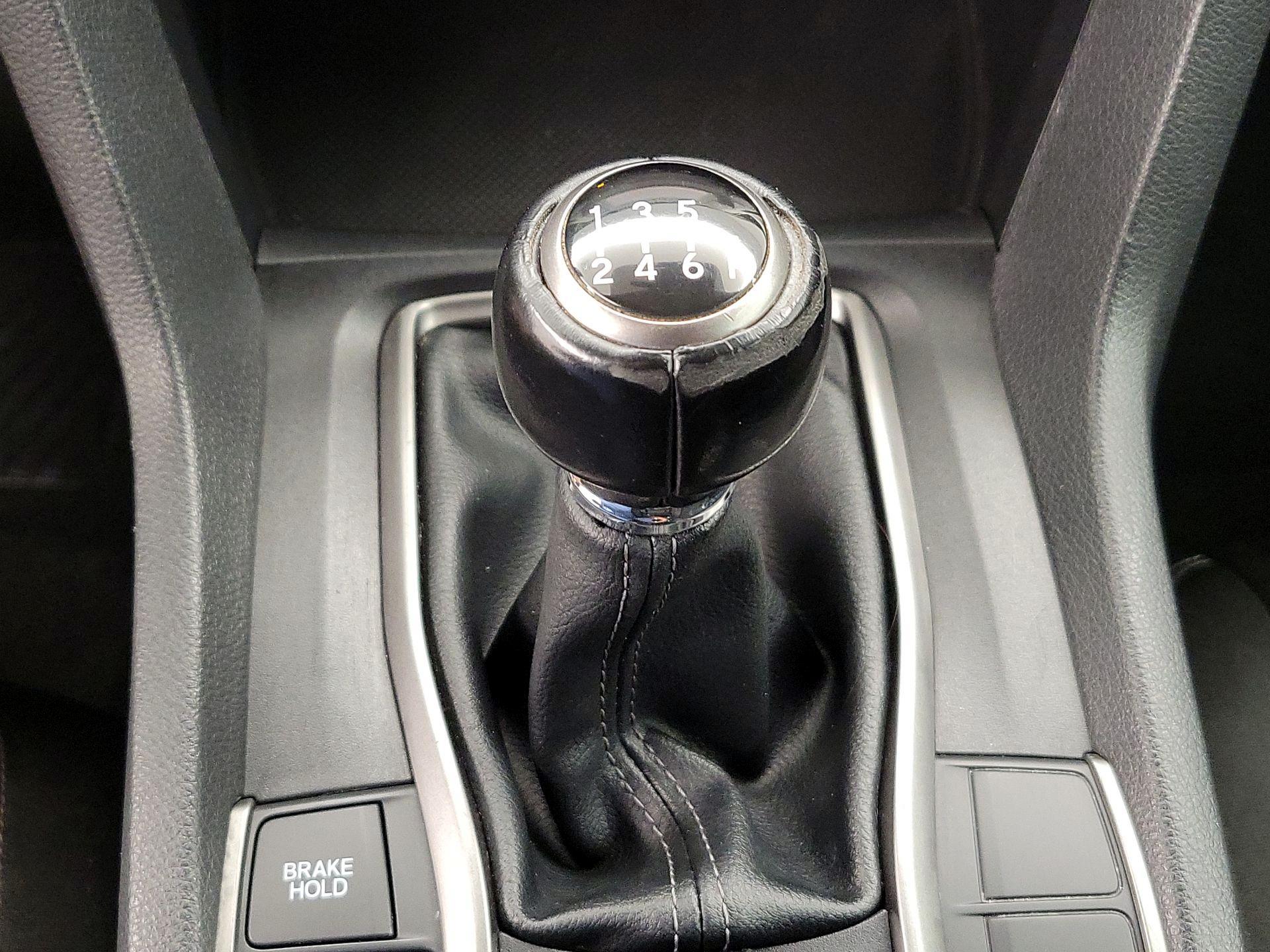 Thumbnail: 2019 Honda Civic - 17