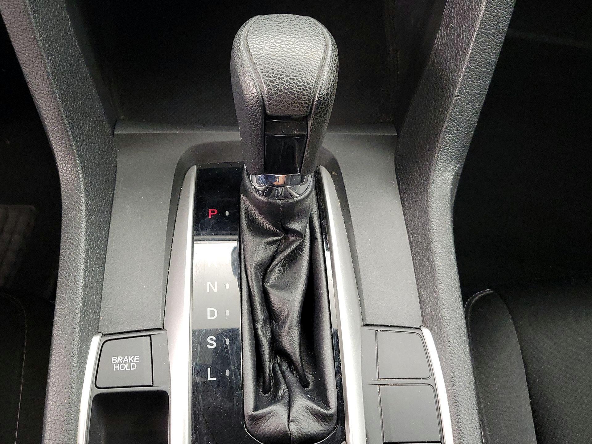 Thumbnail: 2020 Honda Civic - 17