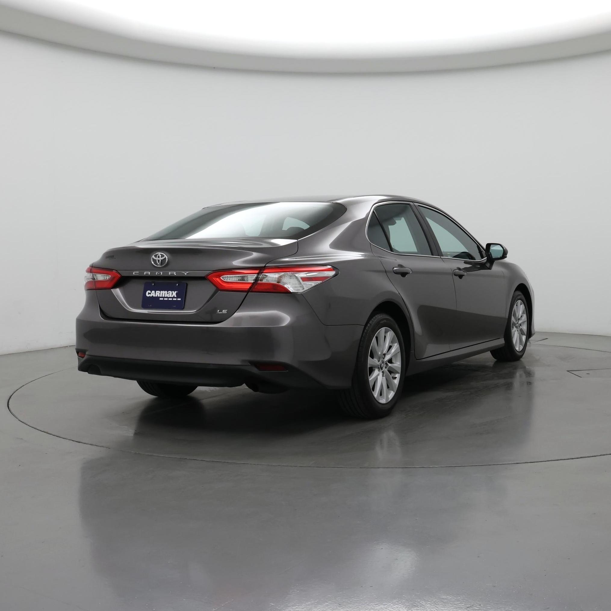 Thumbnail: 2018 Toyota Camry - 8