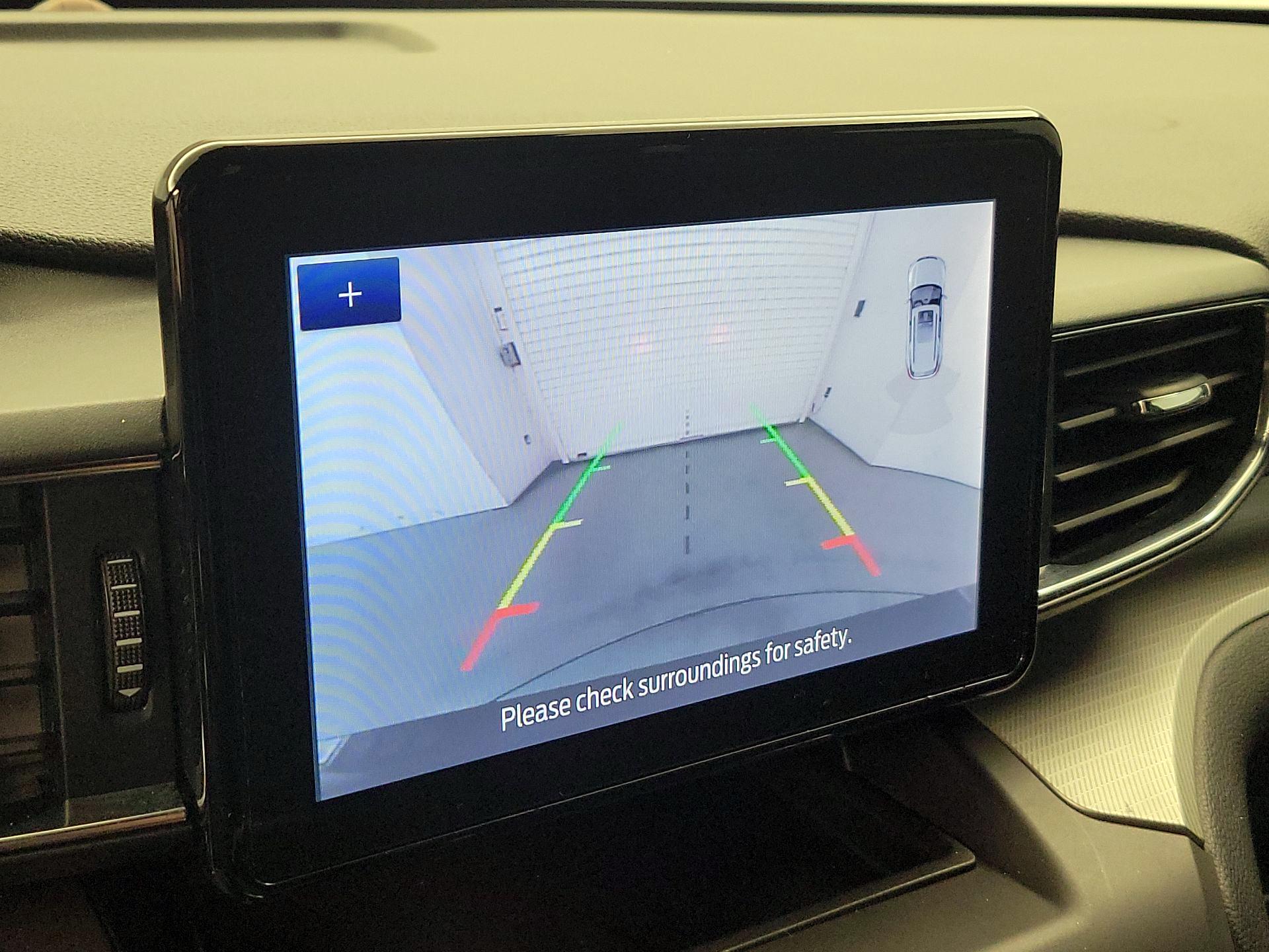 Thumbnail: 2020 Ford Explorer - 15