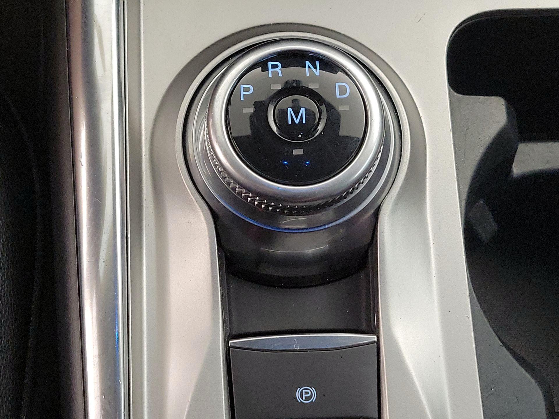 Thumbnail: 2020 Ford Explorer - 18