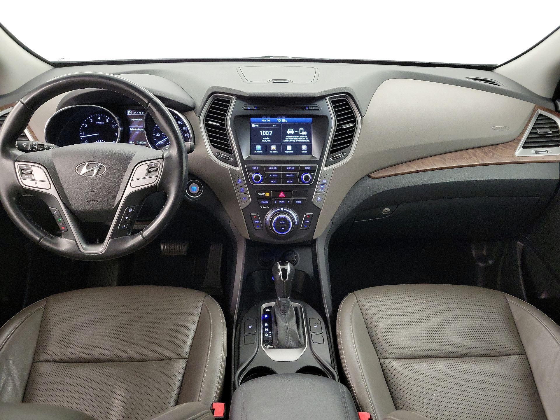 Thumbnail: 2017 Hyundai Santa Fe - 9