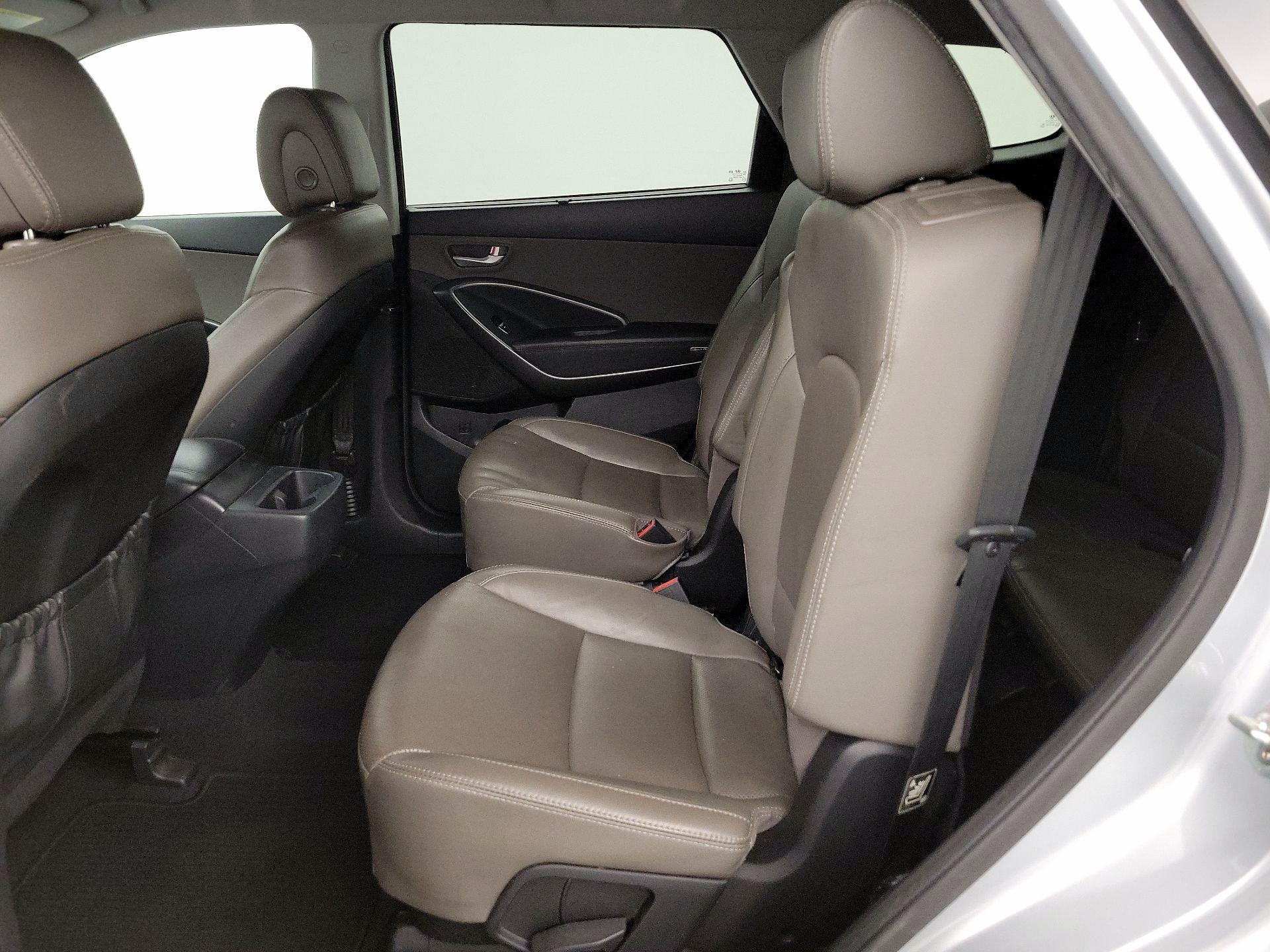 Thumbnail: 2017 Hyundai Santa Fe - 19